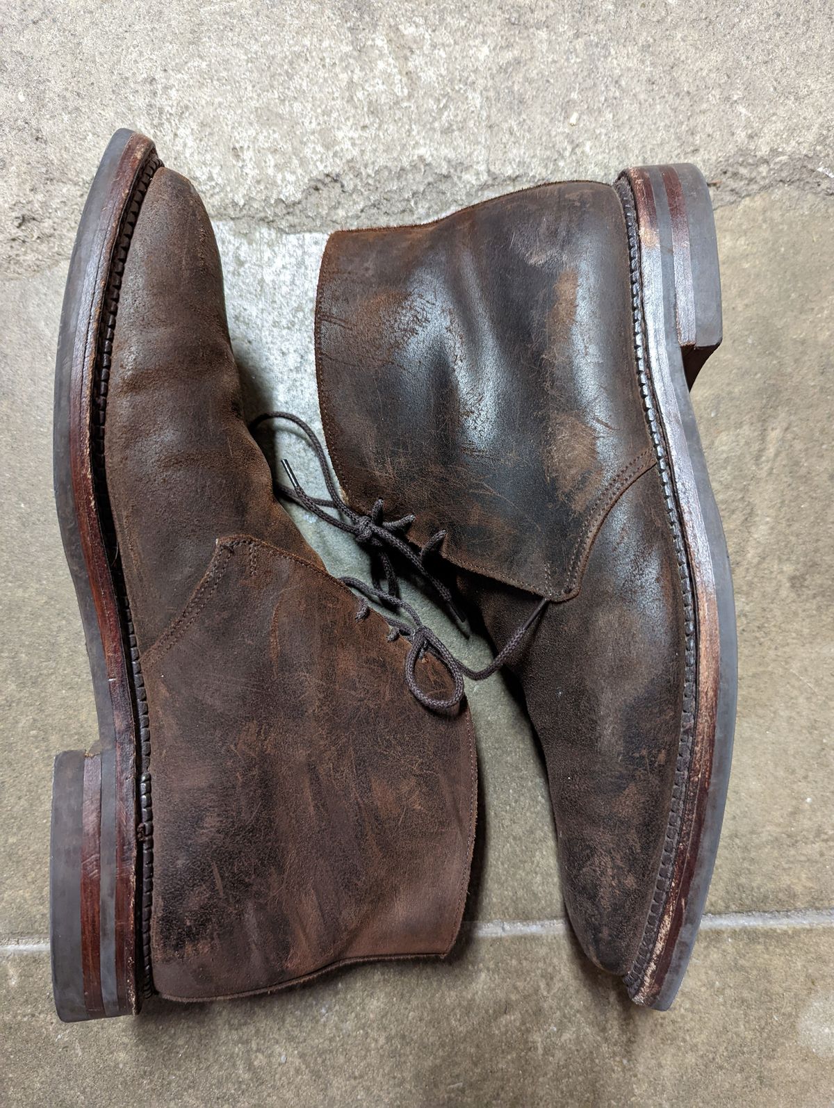 Photo by patinathunderdome on January 6, 2022 of the Crockett & Jones Molton in Dark Brown Roughout Suede.