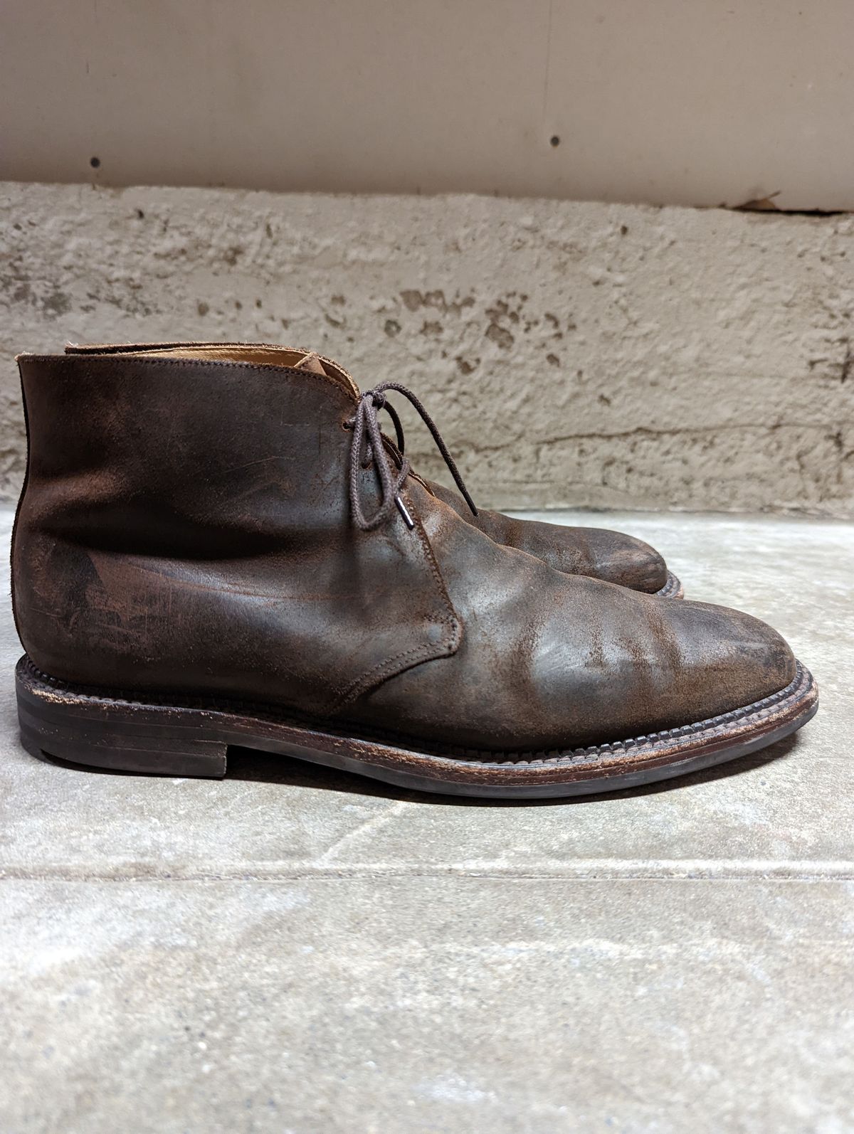 Photo by patinathunderdome on April 6, 2022 of the Crockett & Jones Molton in Dark Brown Roughout Suede.