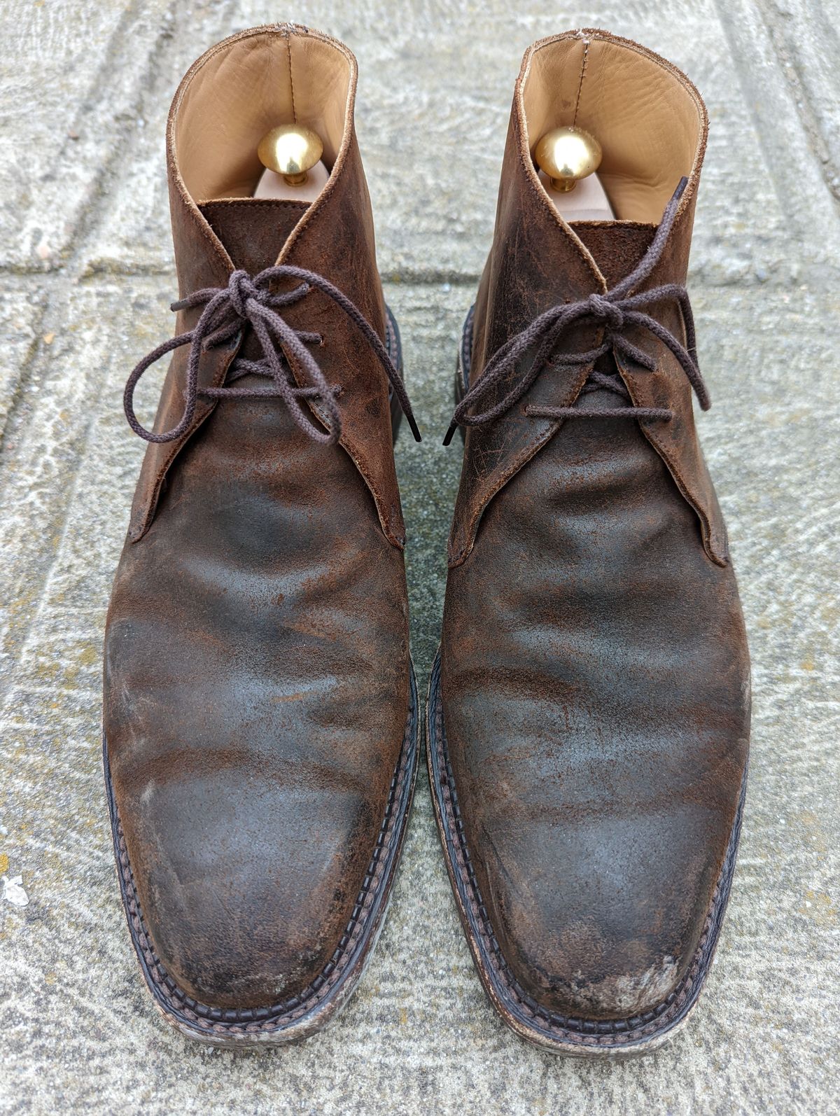 Photo by patinathunderdome on May 6, 2022 of the Crockett & Jones Molton in Dark Brown Roughout Suede.