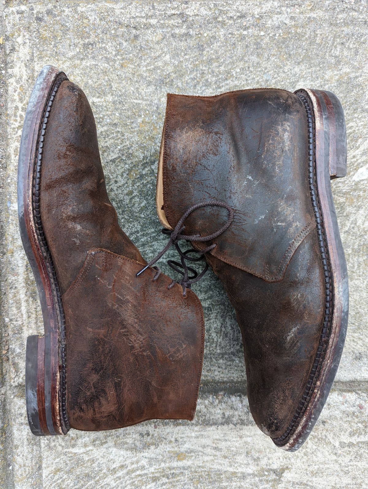 Photo by patinathunderdome on May 6, 2022 of the Crockett & Jones Molton in Dark Brown Roughout Suede.