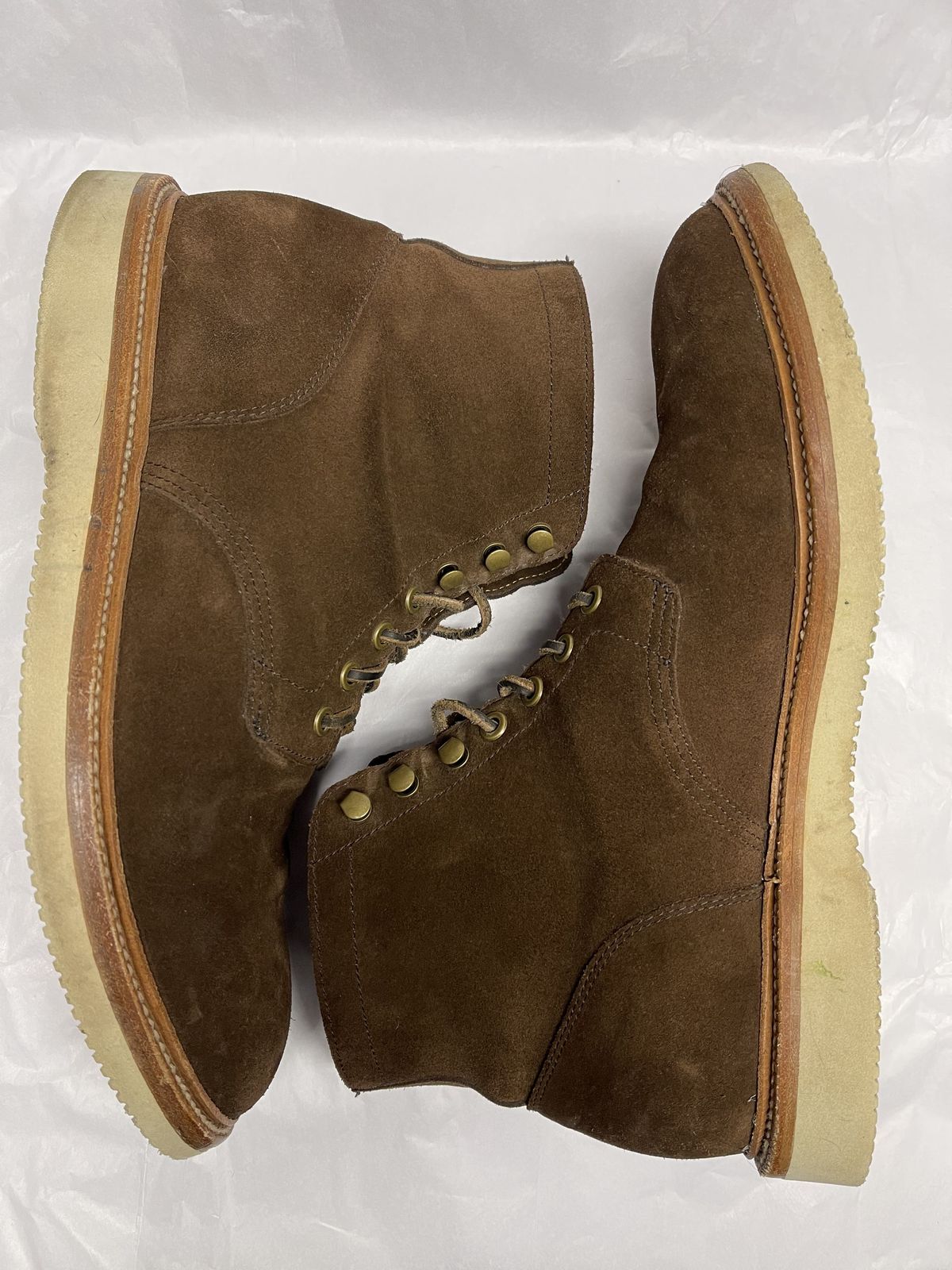 Photo by patinathunderdome on December 6, 2021 of the Grant Stone Diesel Boot in C.F. Stead Coffee Repello Calf Suede.