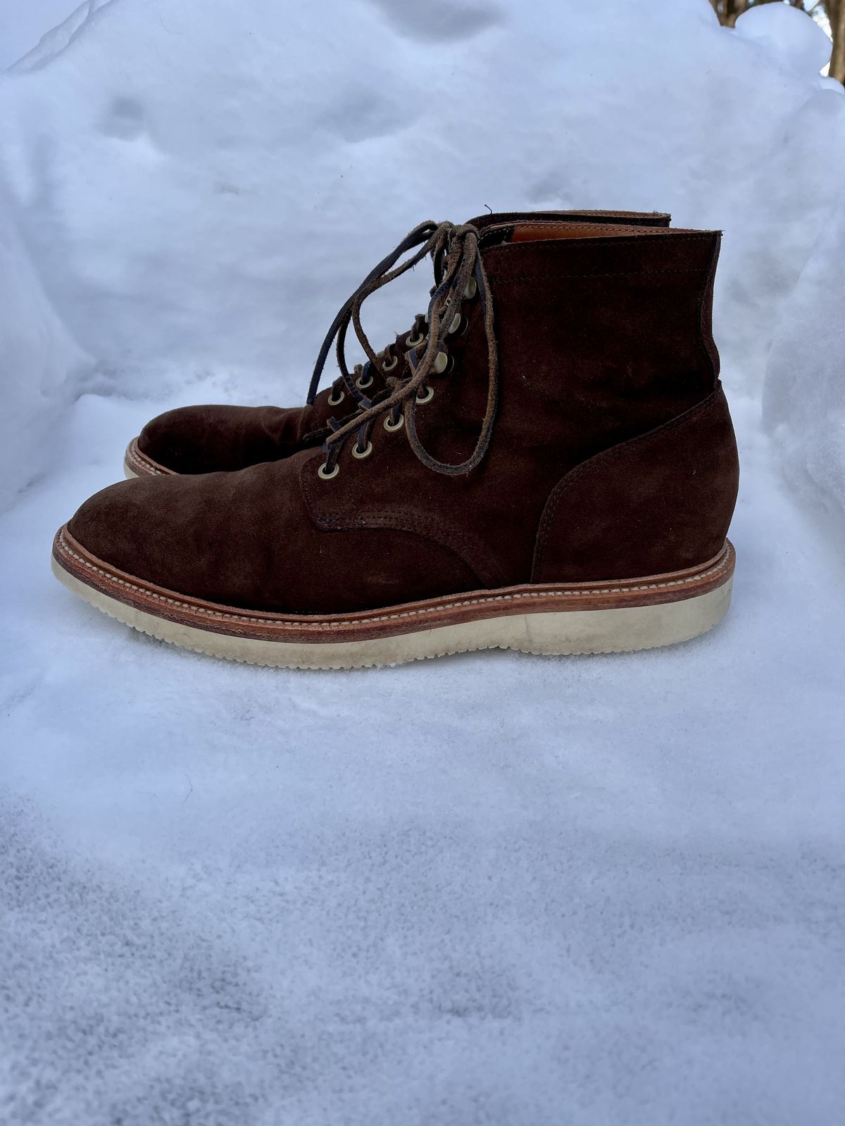 Photo by patinathunderdome on February 5, 2022 of the Grant Stone Diesel Boot in C.F. Stead Coffee Repello Calf Suede.