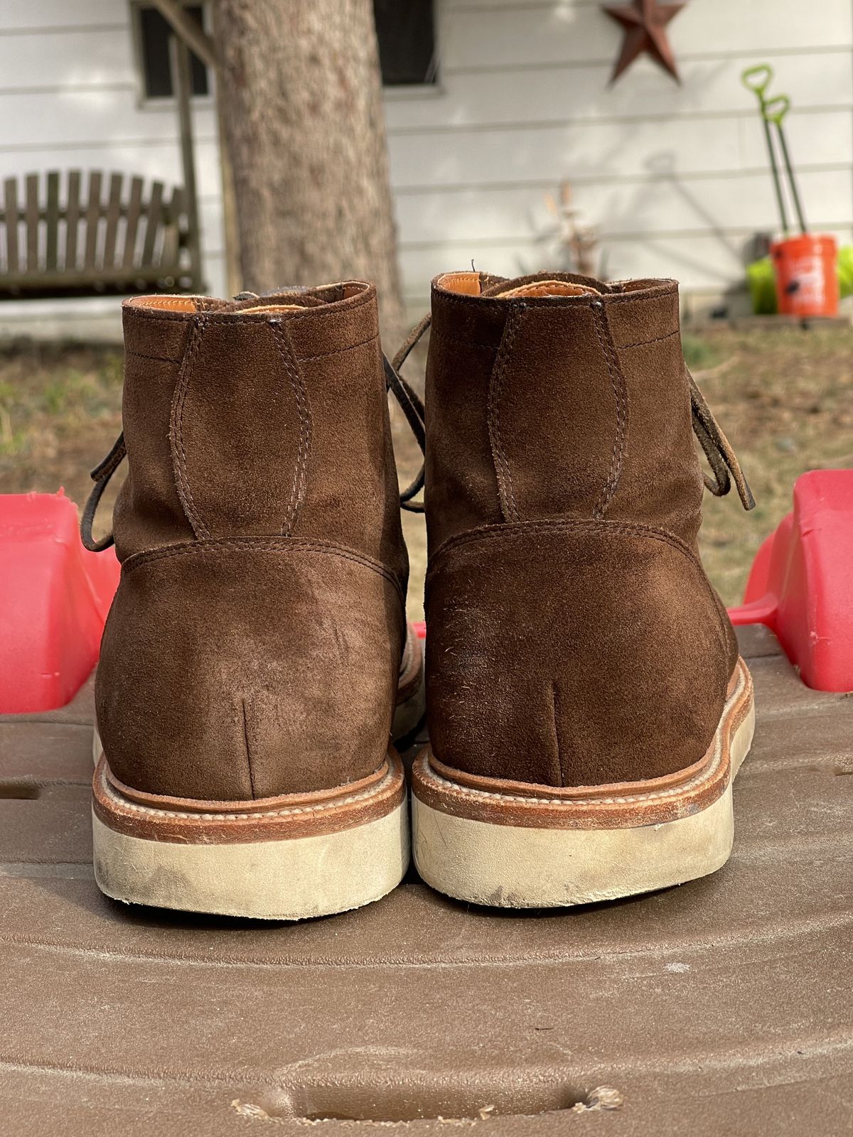 Photo by patinathunderdome on March 4, 2022 of the Grant Stone Diesel Boot in C.F. Stead Coffee Repello Calf Suede.