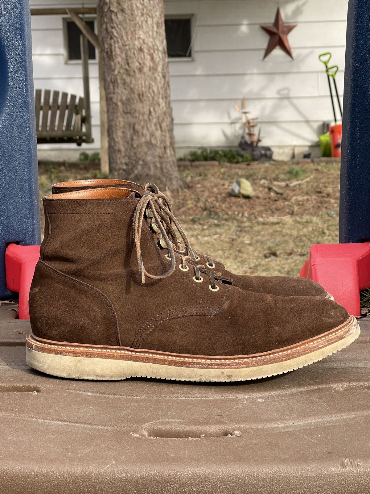 Photo by patinathunderdome on March 4, 2022 of the Grant Stone Diesel Boot in C.F. Stead Coffee Repello Calf Suede.