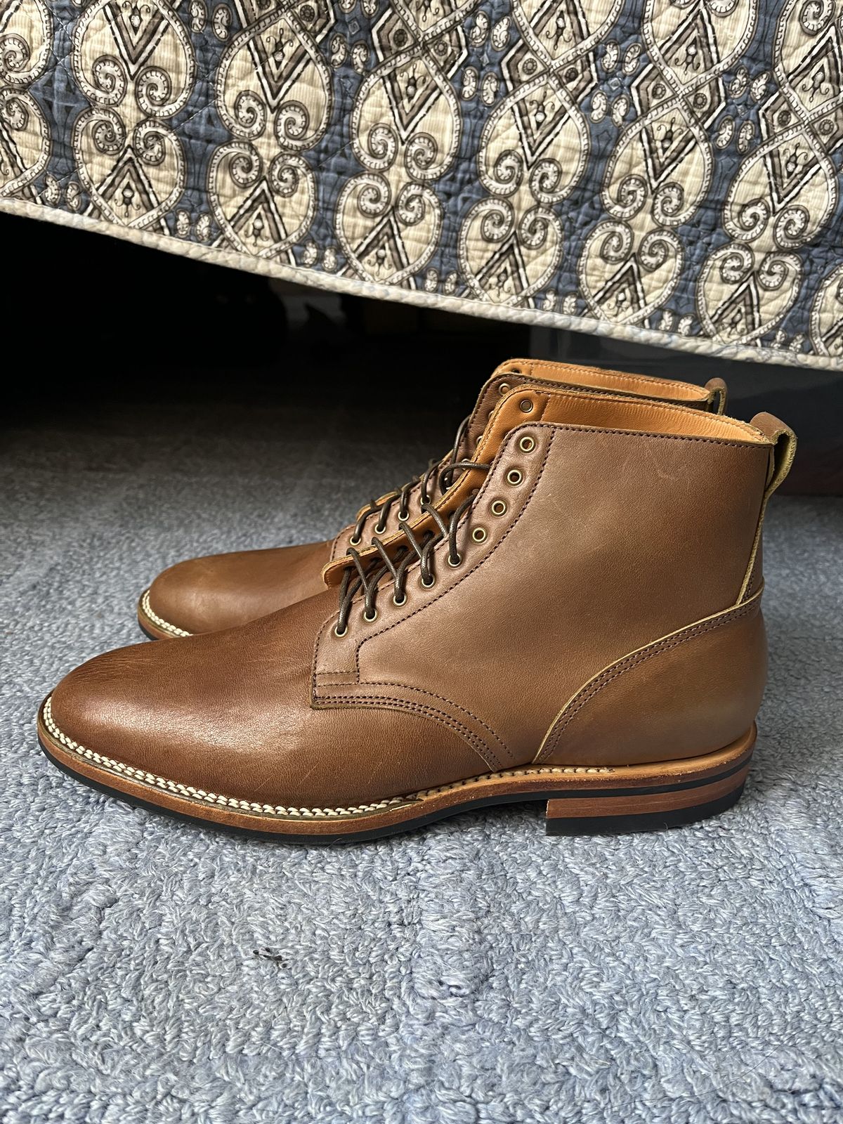 Photo by patinathunderdome on October 1, 2021 of the Viberg Service Boot in Maryam Honey Tanned Hosrehide.