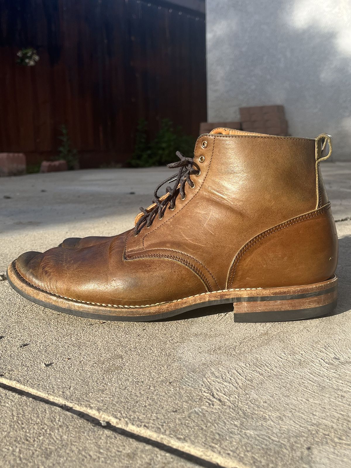 Photo by patinathunderdome on May 6, 2022 of the Viberg Service Boot in Maryam Honey Tanned Hosrehide.