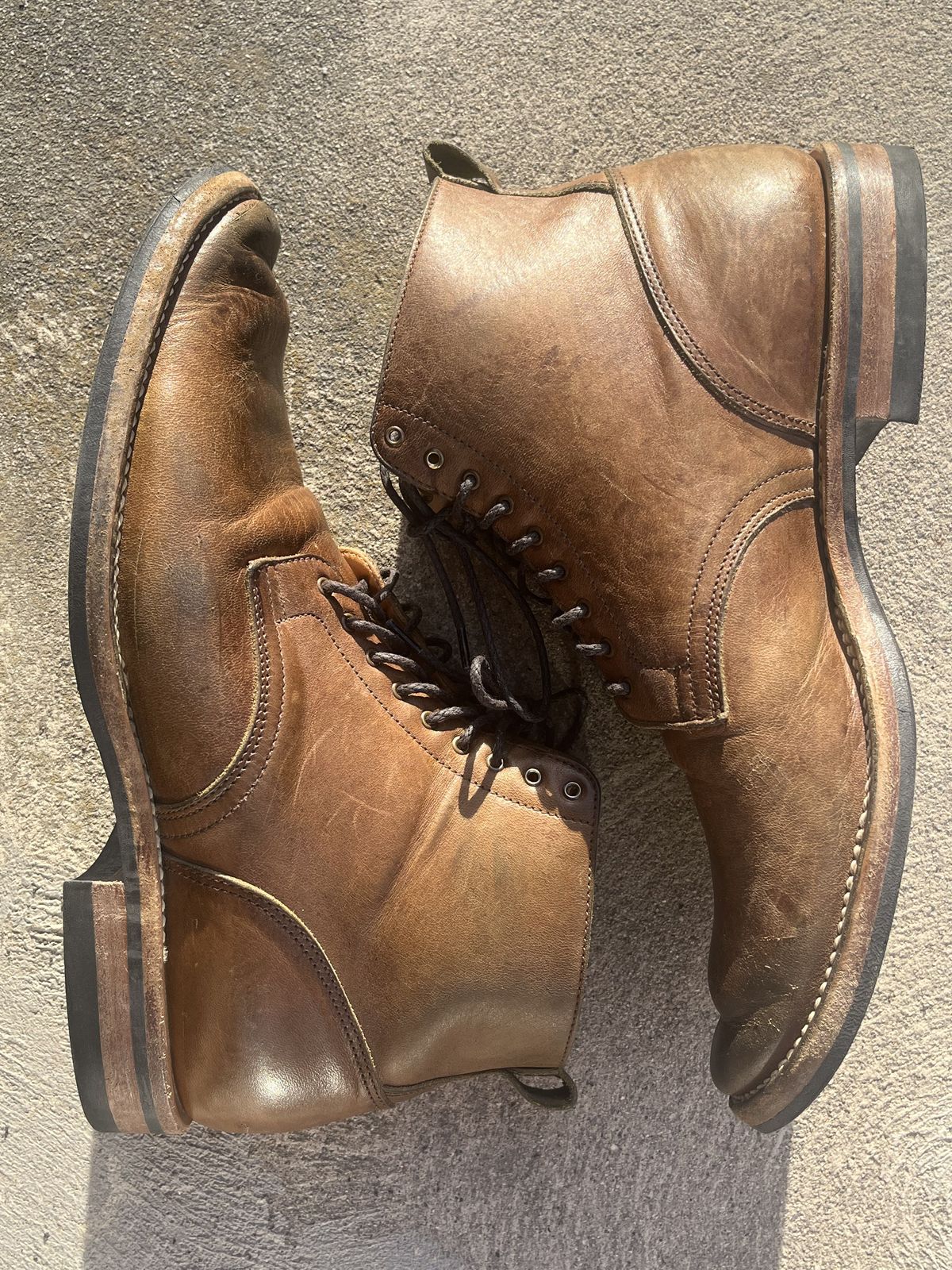 Photo by patinathunderdome on May 6, 2022 of the Viberg Service Boot in Maryam Honey Tanned Hosrehide.