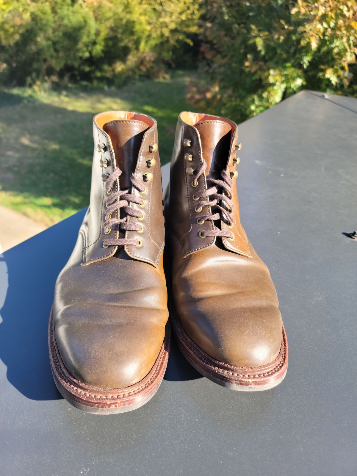 Photo by patinathunderdome on November 5, 2021 of the Grant Stone Edward Boot in Horween Maduro Shell Cordovan.
