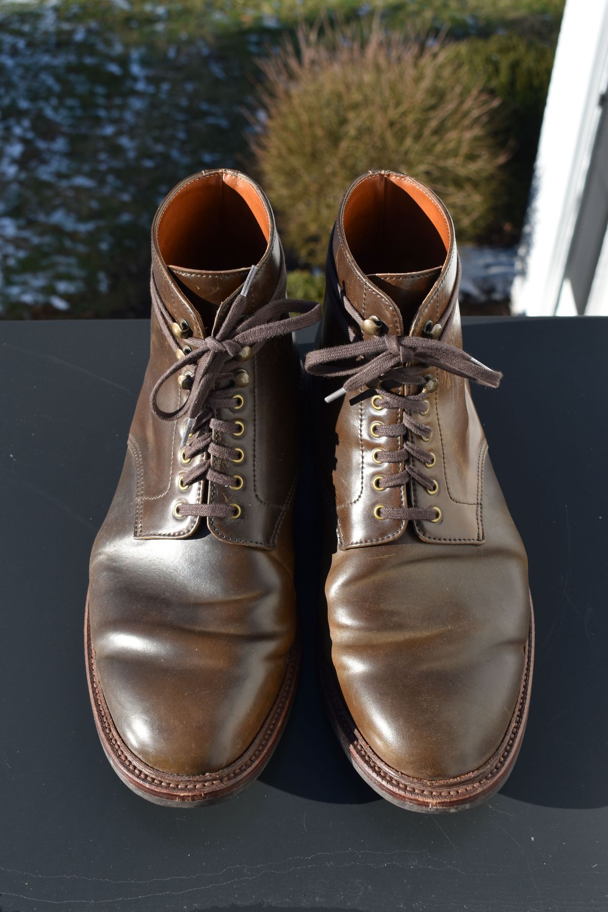 Photo by patinathunderdome on January 5, 2022 of the Grant Stone Edward Boot in Horween Maduro Shell Cordovan.