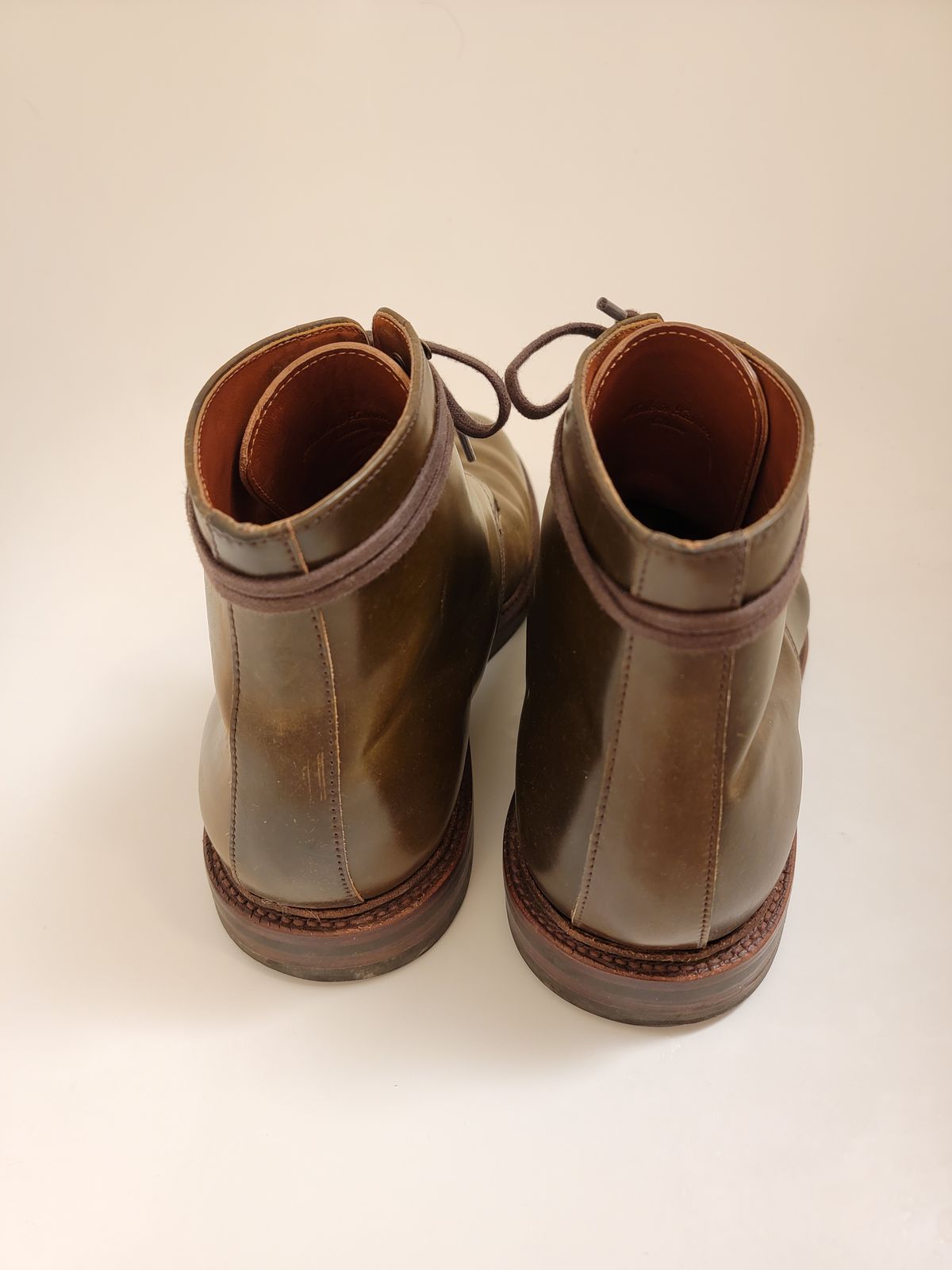 Photo by patinathunderdome on February 6, 2022 of the Grant Stone Edward Boot in Horween Maduro Shell Cordovan.
