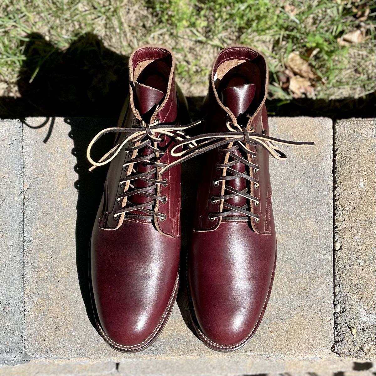 Photo by patinathunderdome on October 1, 2021 of the Viberg Service Boot in Horween Color 8 Chromexcel.