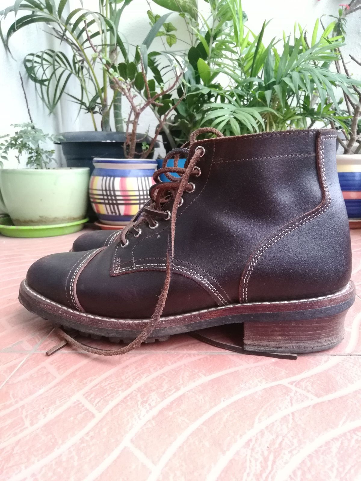 Photo by patinathunderdome on December 5, 2021 of the Thursday Vanguard in Horween Dark Brown Waxed Flesh.