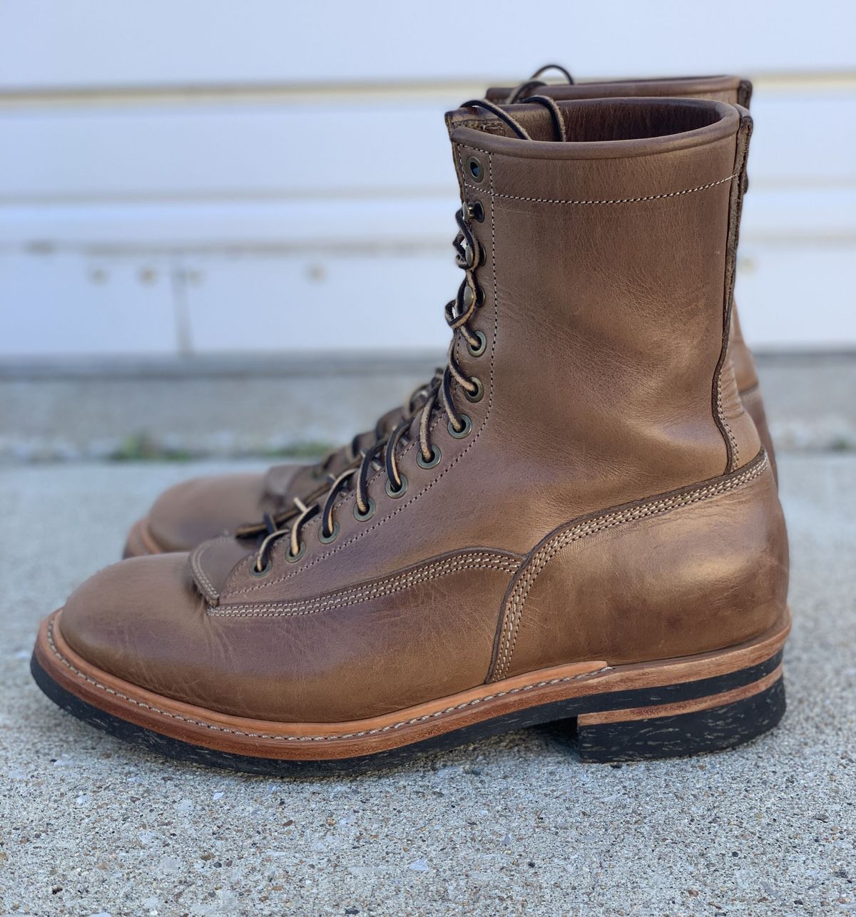 Photo by patinathunderdome on November 2, 2021 of the Monroe 29917 in Horween Natural Chromexcel.