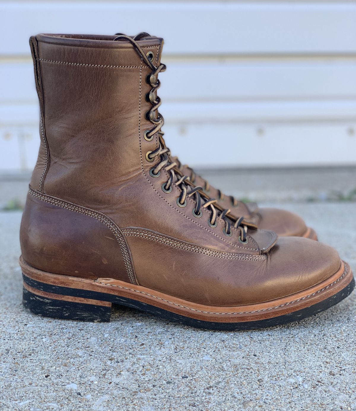 Photo by patinathunderdome on November 2, 2021 of the Monroe 29917 in Horween Natural Chromexcel.