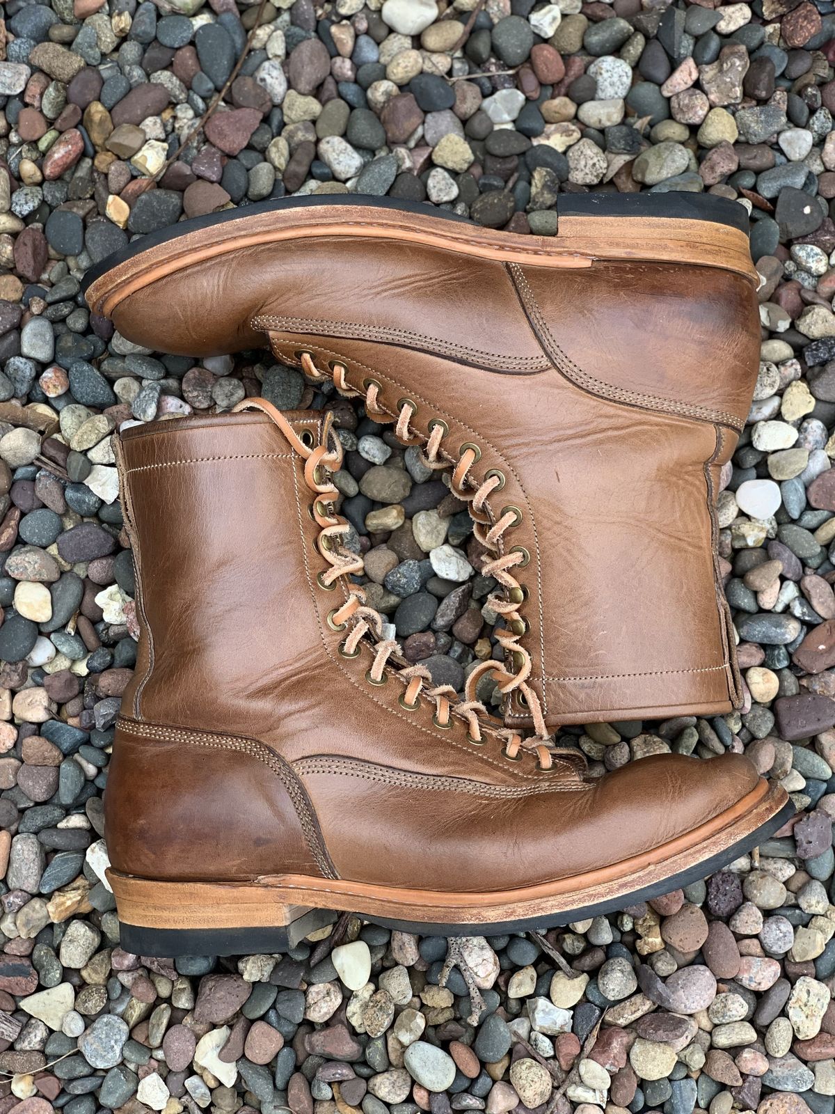 Photo by patinathunderdome on March 5, 2022 of the Monroe 29917 in Horween Natural Chromexcel.