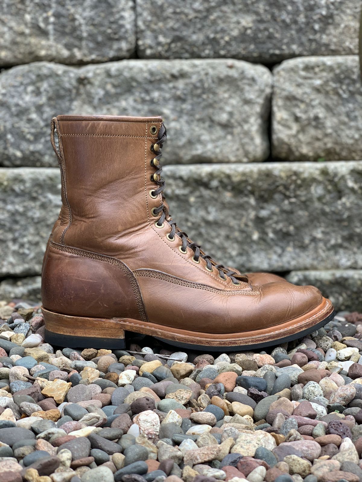 Photo by patinathunderdome on May 2, 2022 of the Monroe 29917 in Horween Natural Chromexcel.