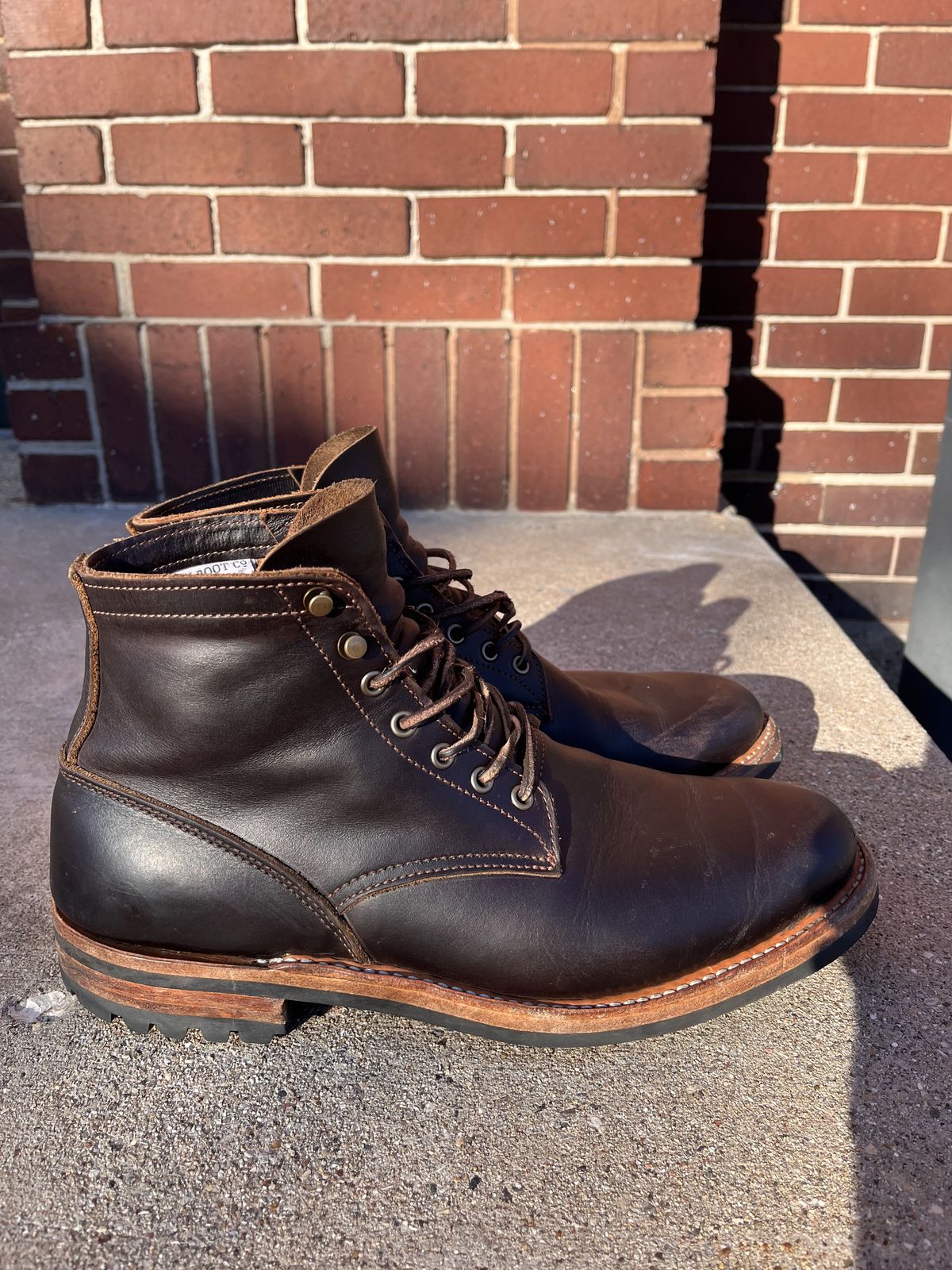 Photo by patinathunderdome on December 2, 2021 of the Truman Upland Boot in Seidel Black Walnut Double Shot.