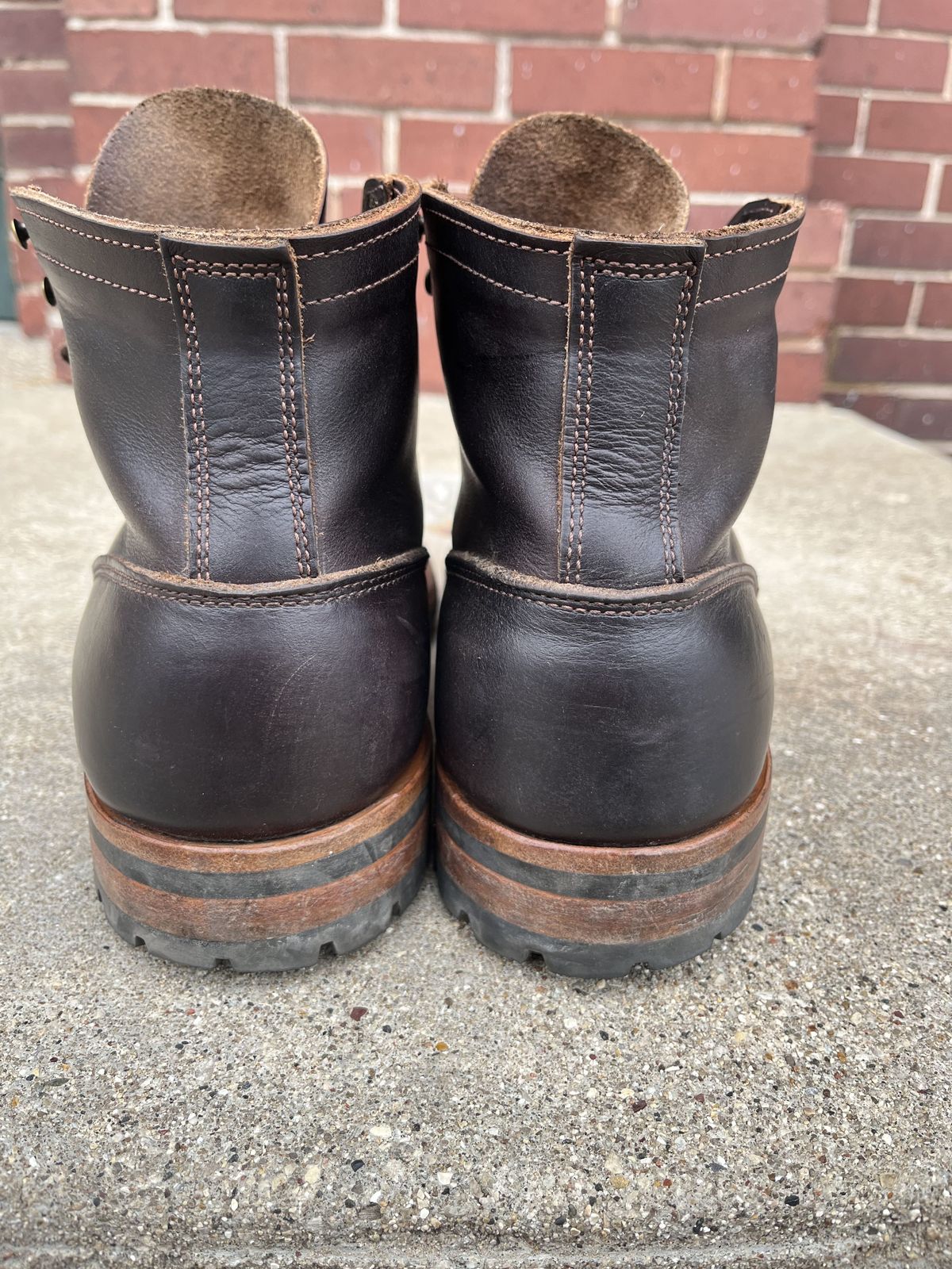 Photo by patinathunderdome on April 5, 2022 of the Truman Upland Boot in Seidel Black Walnut Double Shot.