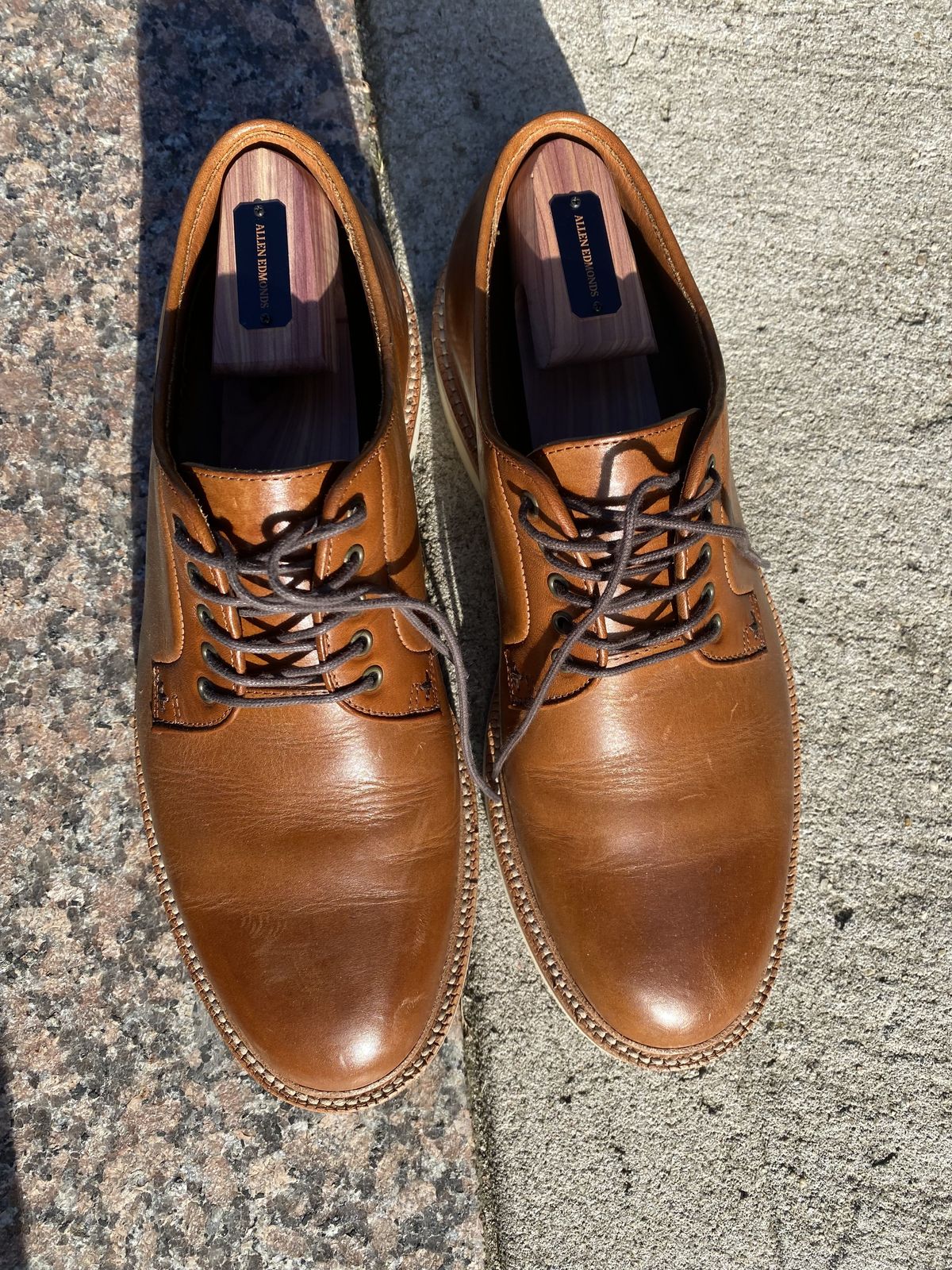 Photo by patinathunderdome on December 3, 2021 of the Grant Stone Plain Toe Blucher in Badalassi Carlo Saddle Tan Minerva.