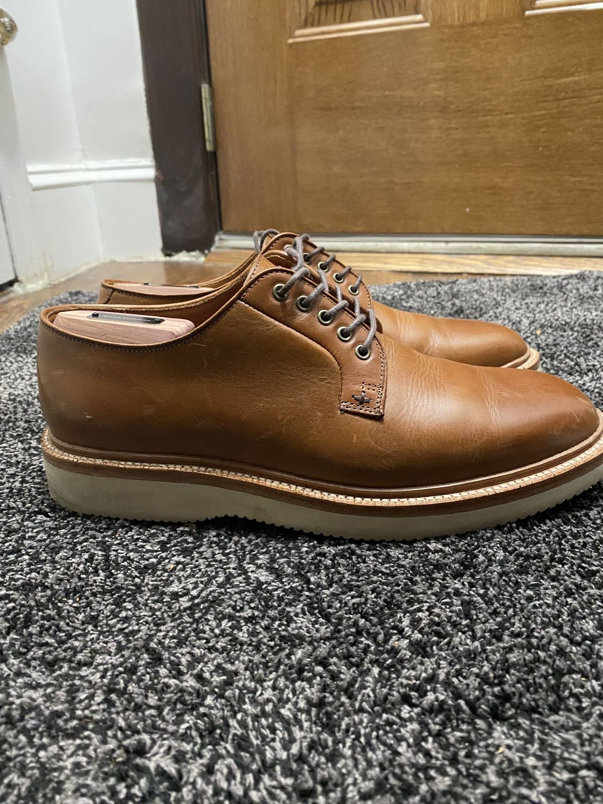 Photo by patinathunderdome on January 6, 2022 of the Grant Stone Plain Toe Blucher in Badalassi Carlo Saddle Tan Minerva.