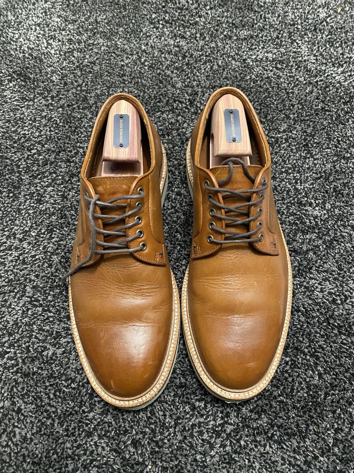 Photo by patinathunderdome on January 6, 2022 of the Grant Stone Plain Toe Blucher in Badalassi Carlo Saddle Tan Minerva.