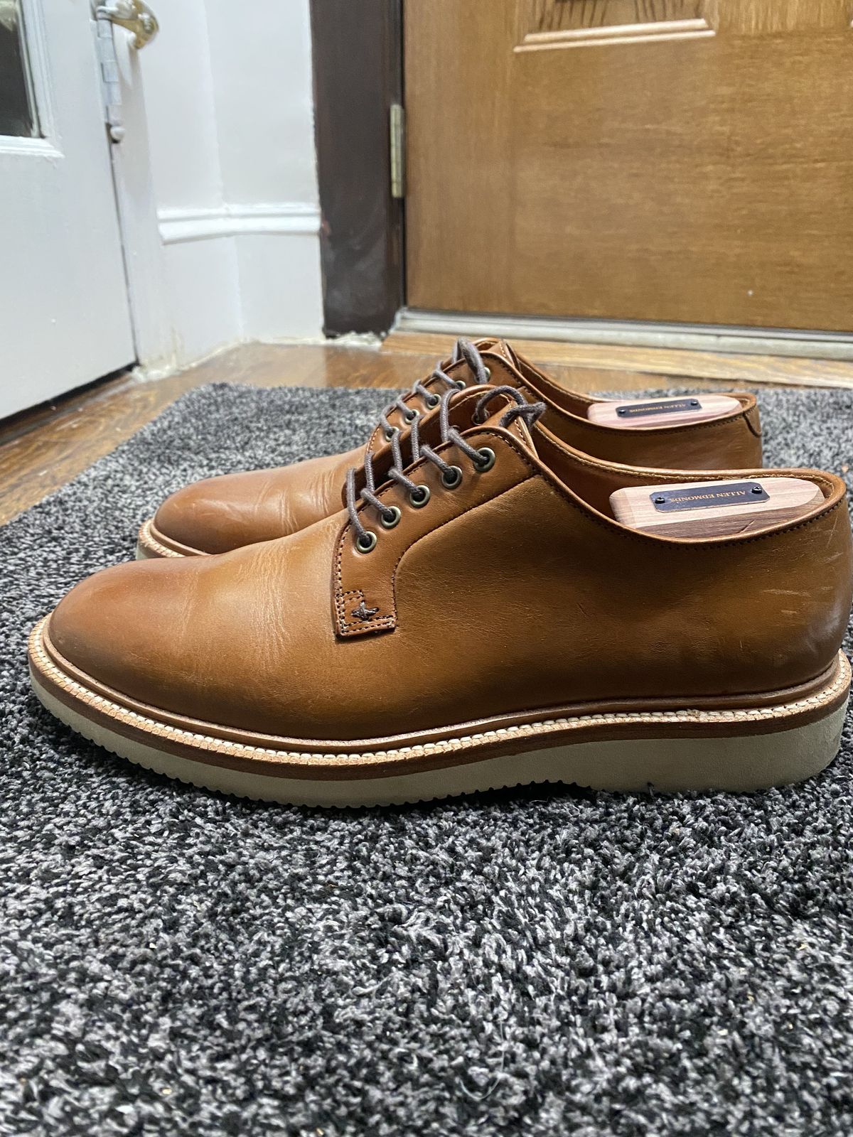 Photo by patinathunderdome on January 6, 2022 of the Grant Stone Plain Toe Blucher in Badalassi Carlo Saddle Tan Minerva.