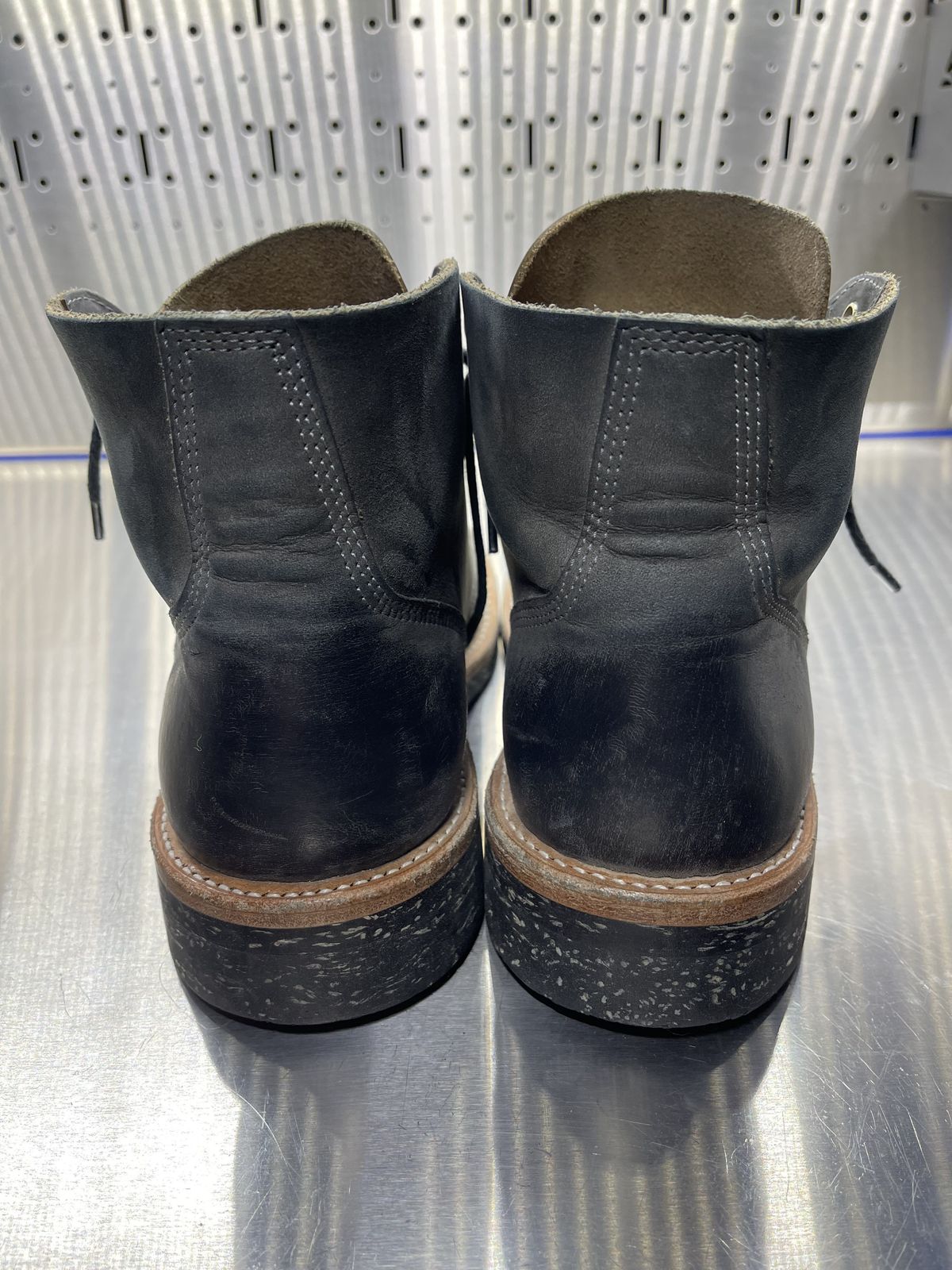Photo by patinathunderdome on January 4, 2022 of the Oak Street Bootmakers Field Boot in Seidel Carbon Bark Veg Retan.