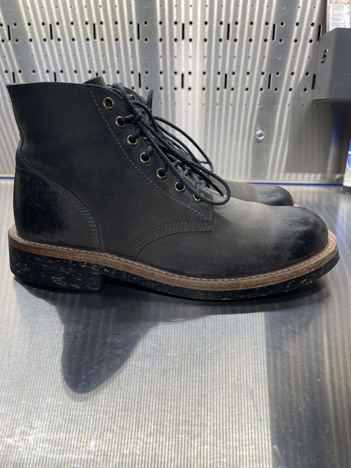 Photo by patinathunderdome on February 5, 2022 of the Oak Street Bootmakers Field Boot in Seidel Carbon Bark Veg Retan.