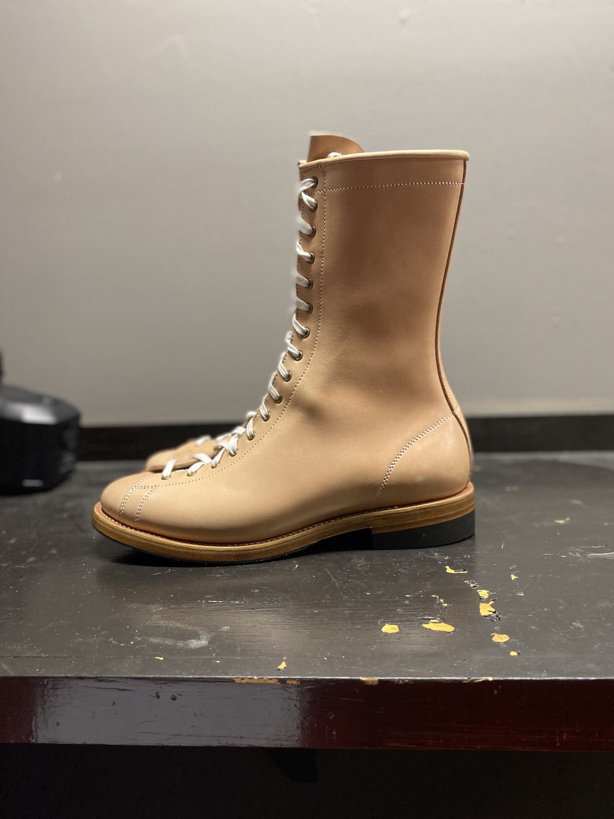 Photo by patinathunderdome on October 5, 2021 of the Flame Panda Monkey Boot in Tochigi Natural Cowhide.