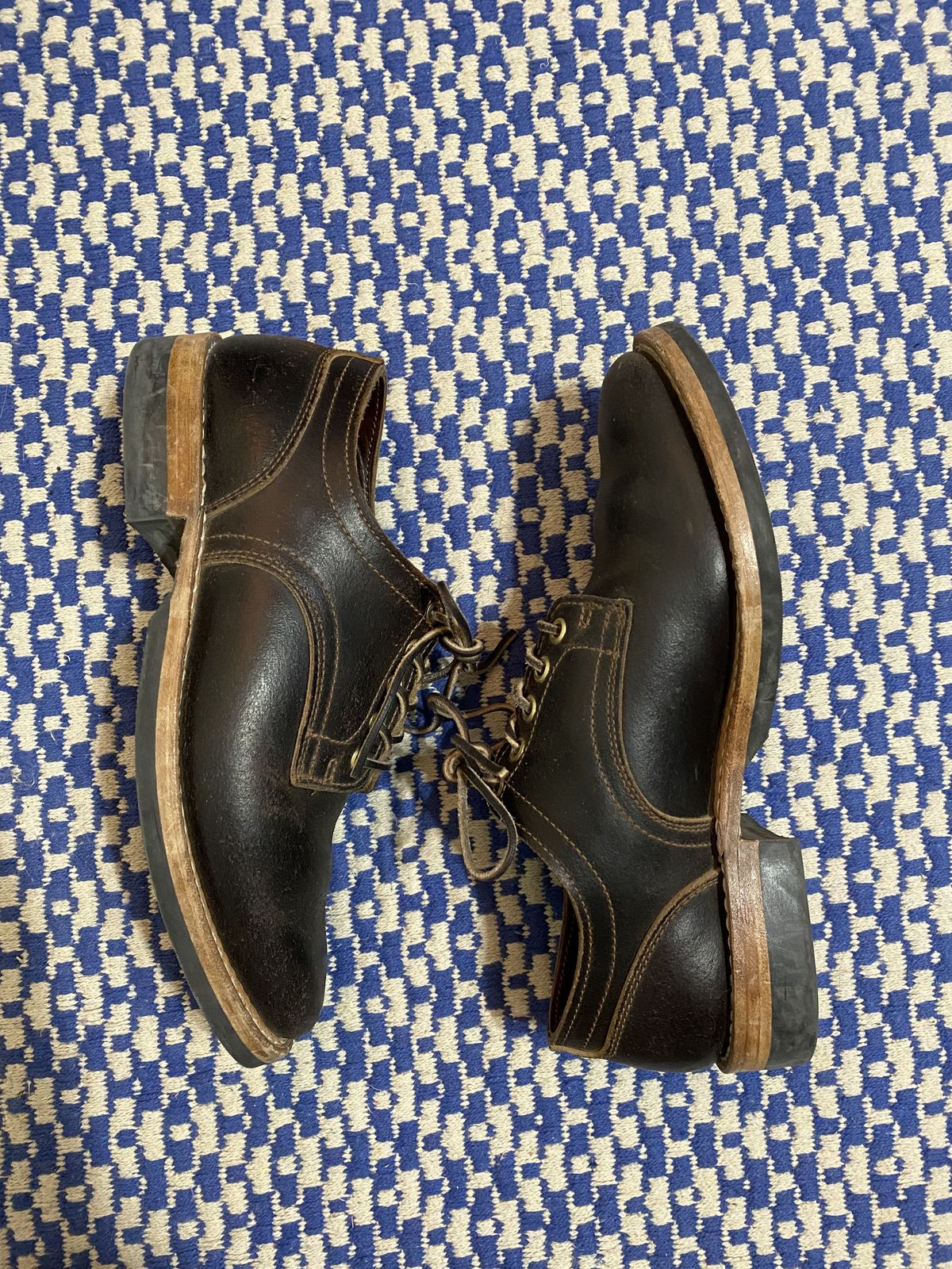 Photo by patinathunderdome on December 6, 2021 of the Truman Derby in Horween Java Waxed Flesh.