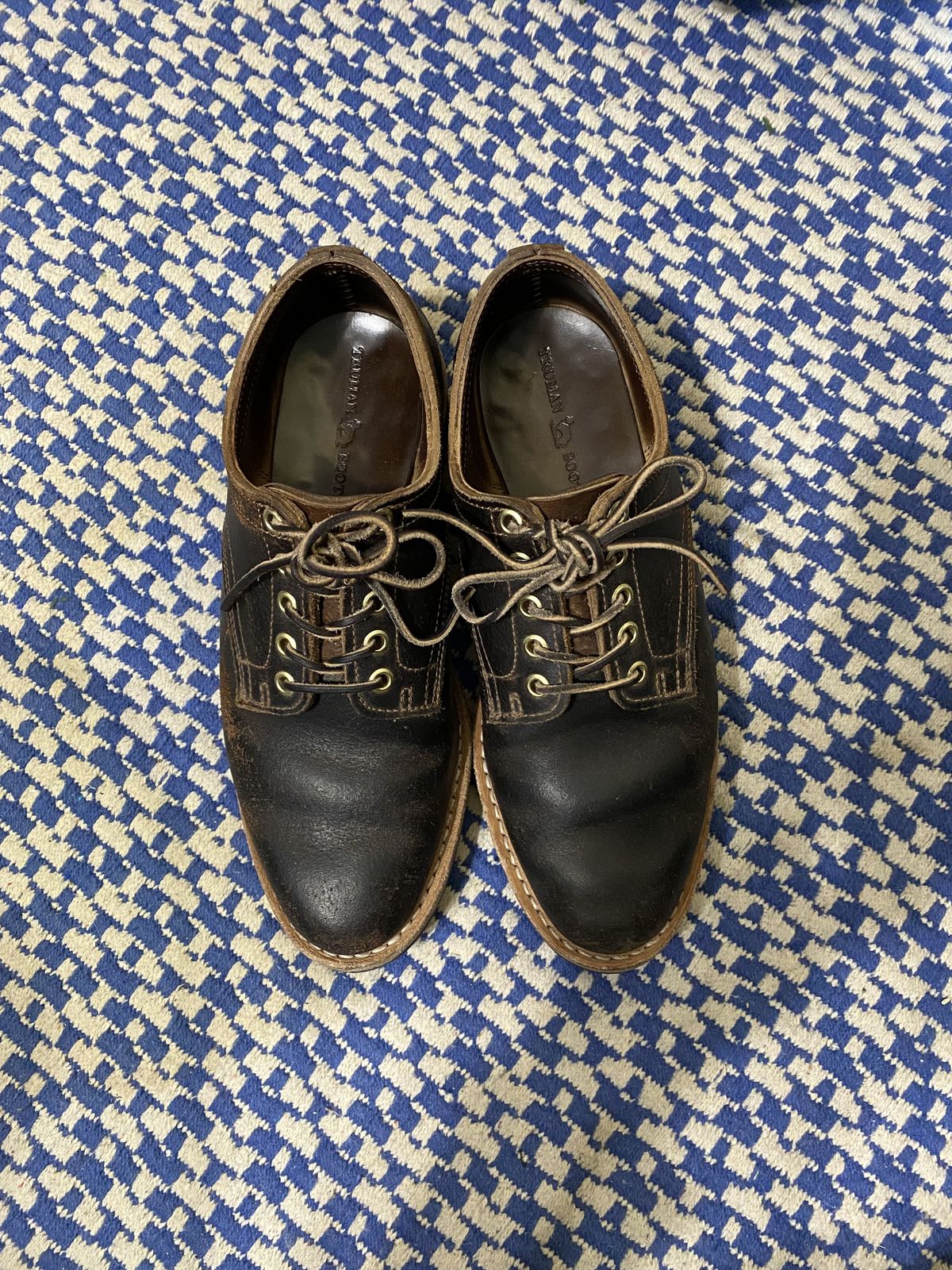 Photo by patinathunderdome on February 5, 2022 of the Truman Derby in Horween Java Waxed Flesh.