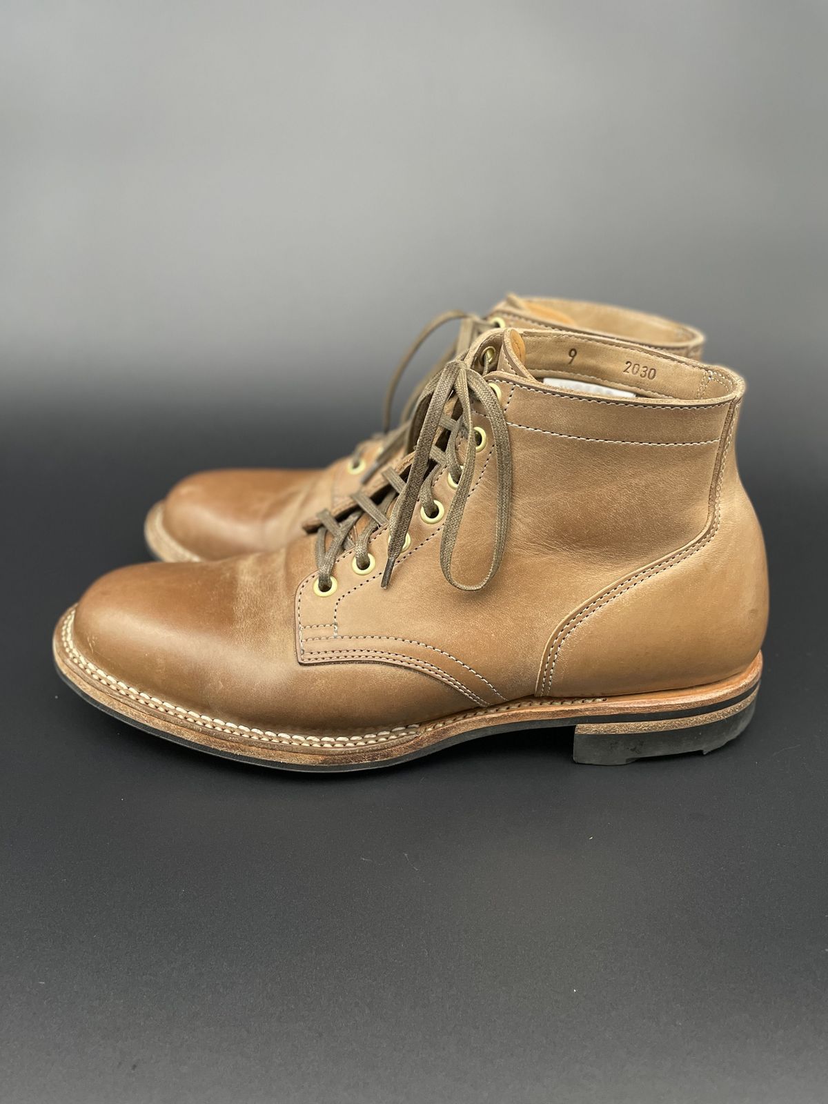 Photo by patinathunderdome on April 4, 2022 of the Viberg Service Boot in Maryam Fango Horsebutt.