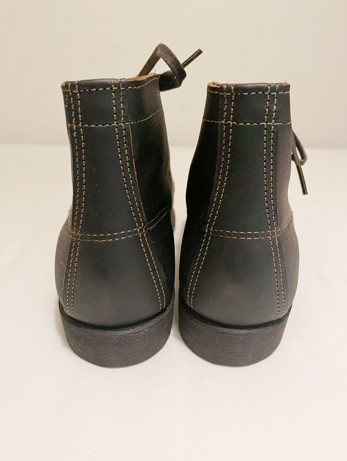 Photo by patinathunderdome on October 6, 2021 of the Red Wing Sport Boots in S.B. Foot Black Prairie.