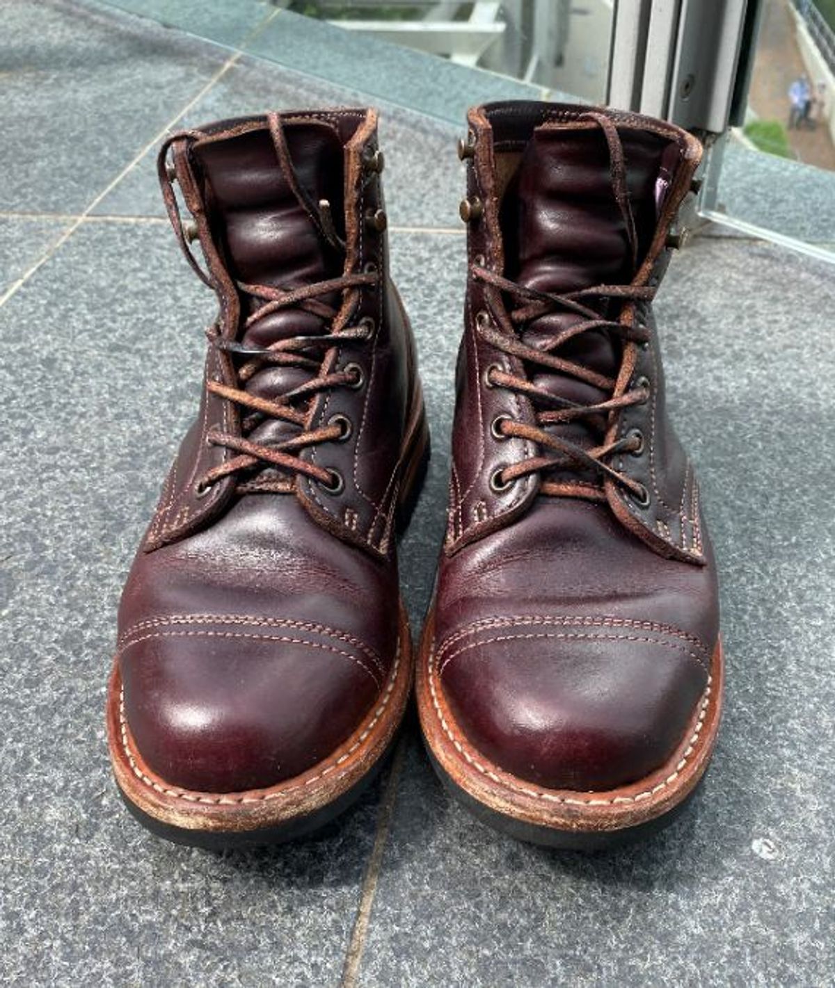 Photo by patinathunderdome on March 5, 2022 of the Truman Service Boot in Seidel Oxblood Double Shot.