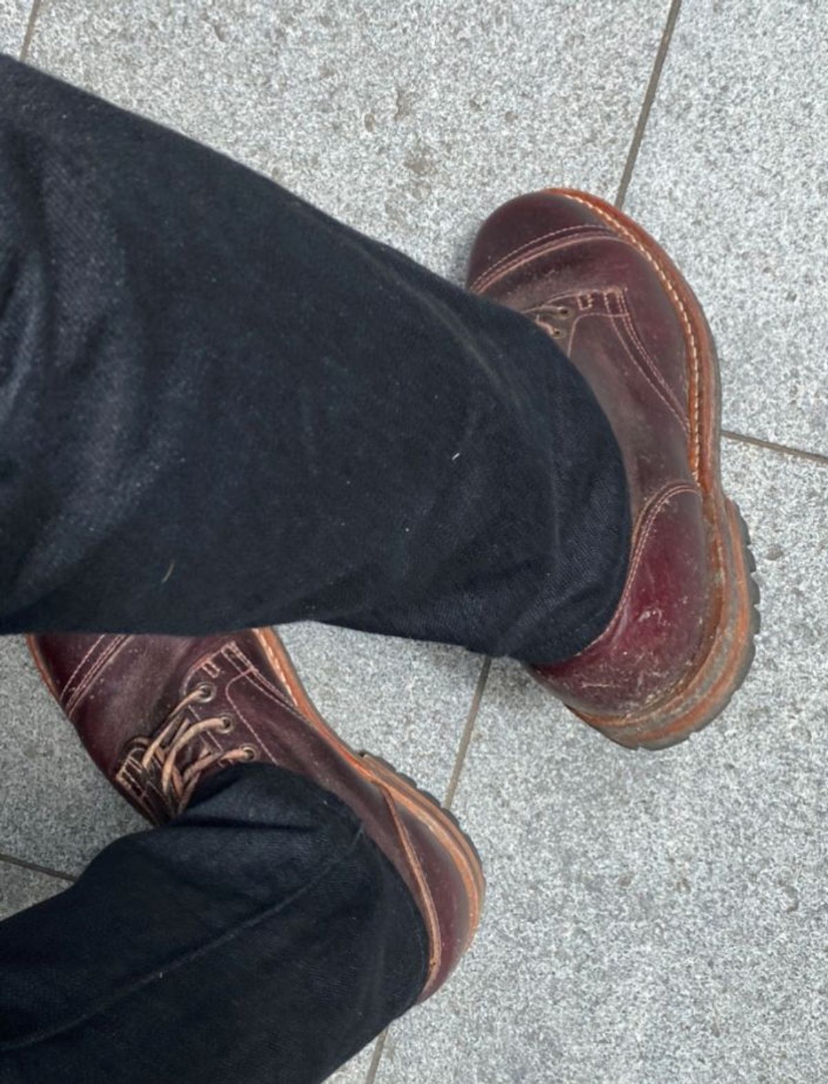 Photo by patinathunderdome on May 4, 2022 of the Truman Service Boot in Seidel Oxblood Double Shot.