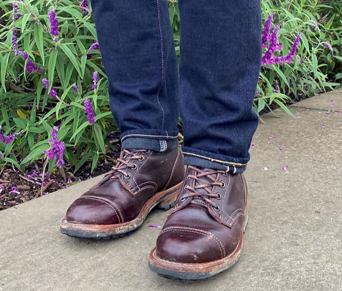 Photo by patinathunderdome on May 4, 2022 of the Truman Service Boot in Seidel Oxblood Double Shot.