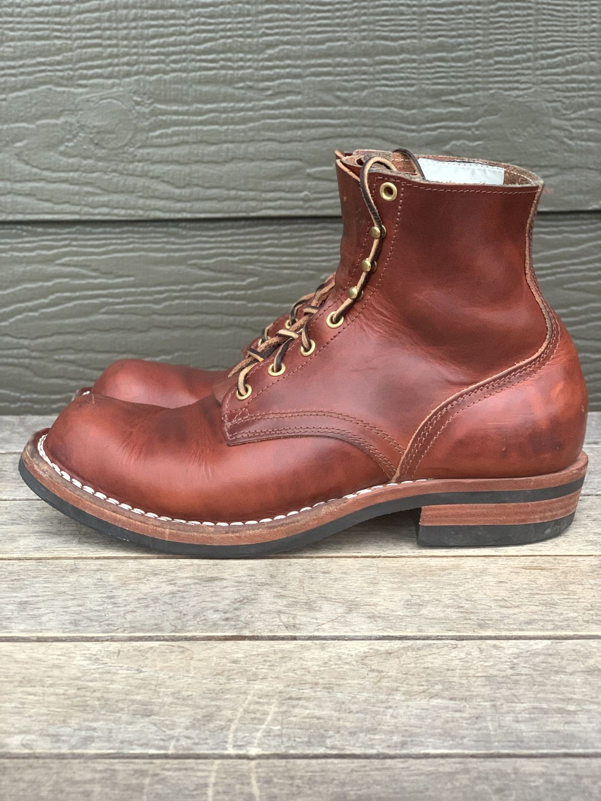 Photo by patinathunderdome on November 1, 2021 of the Nicks Prospector in Wickett & Craig Tan Oiled Latigo.