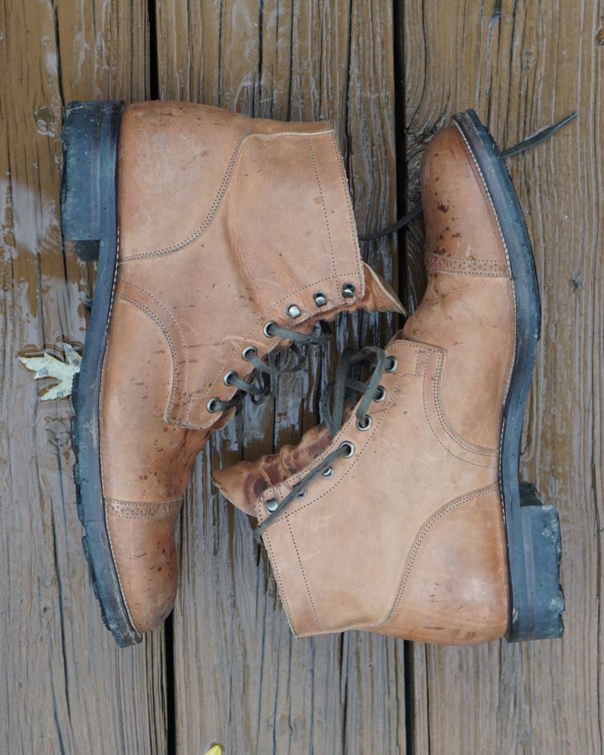 Photo by patinathunderdome on November 1, 2021 of the Viberg Service Boot in Maryam Used Cuoio Nubuck.