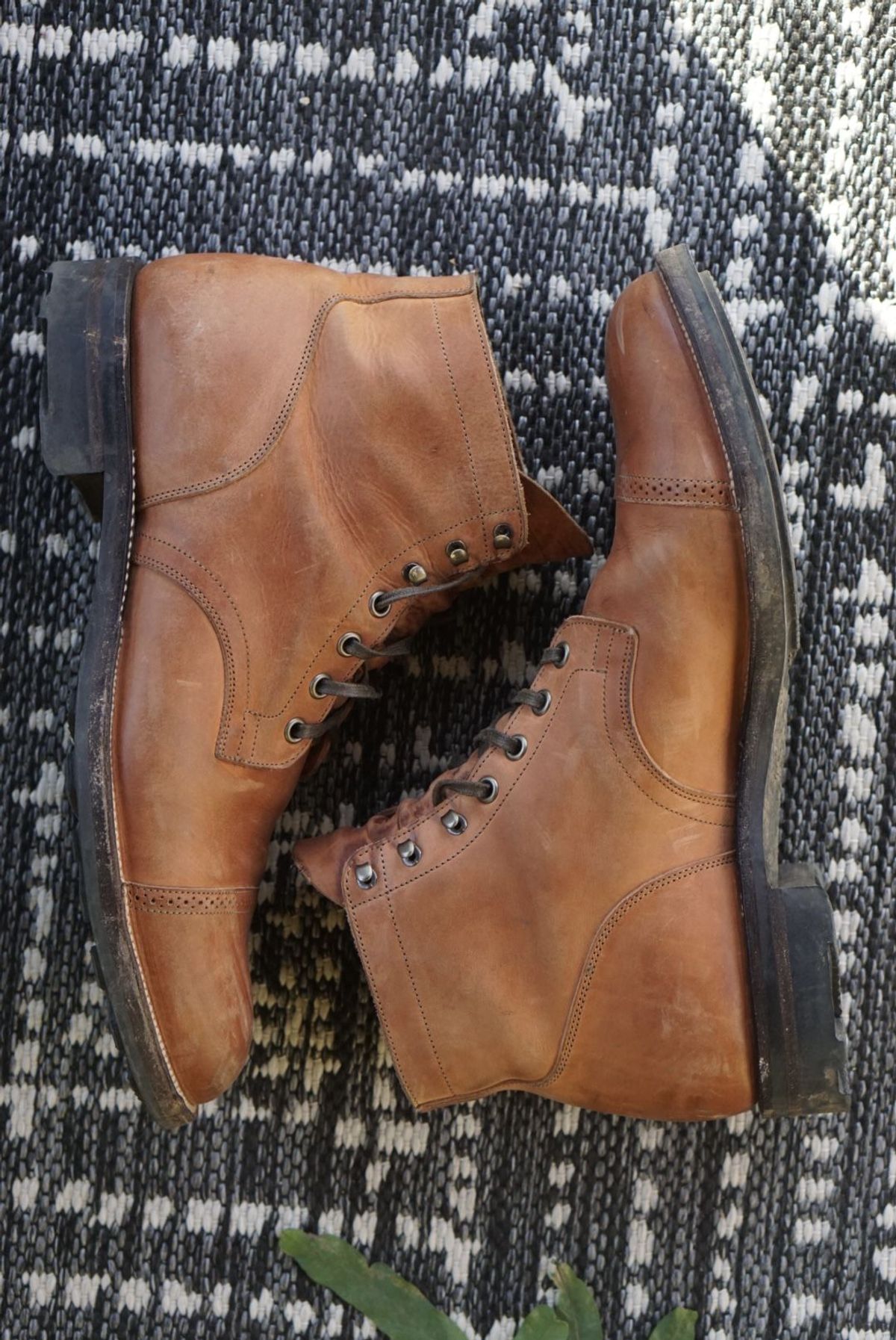Photo by patinathunderdome on December 1, 2021 of the Viberg Service Boot in Maryam Used Cuoio Nubuck.
