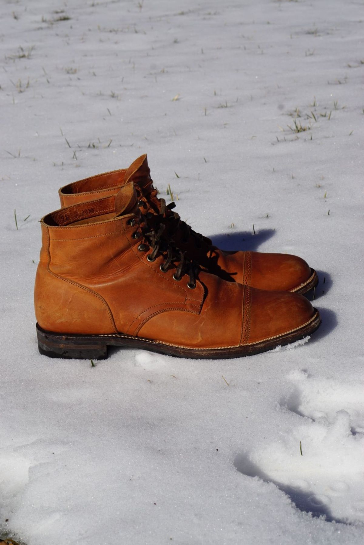 Photo by patinathunderdome on February 5, 2022 of the Viberg Service Boot in Maryam Used Cuoio Nubuck.