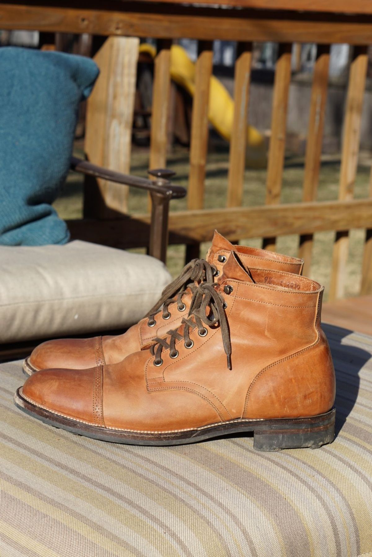 Photo by patinathunderdome on March 4, 2022 of the Viberg Service Boot in Maryam Used Cuoio Nubuck.