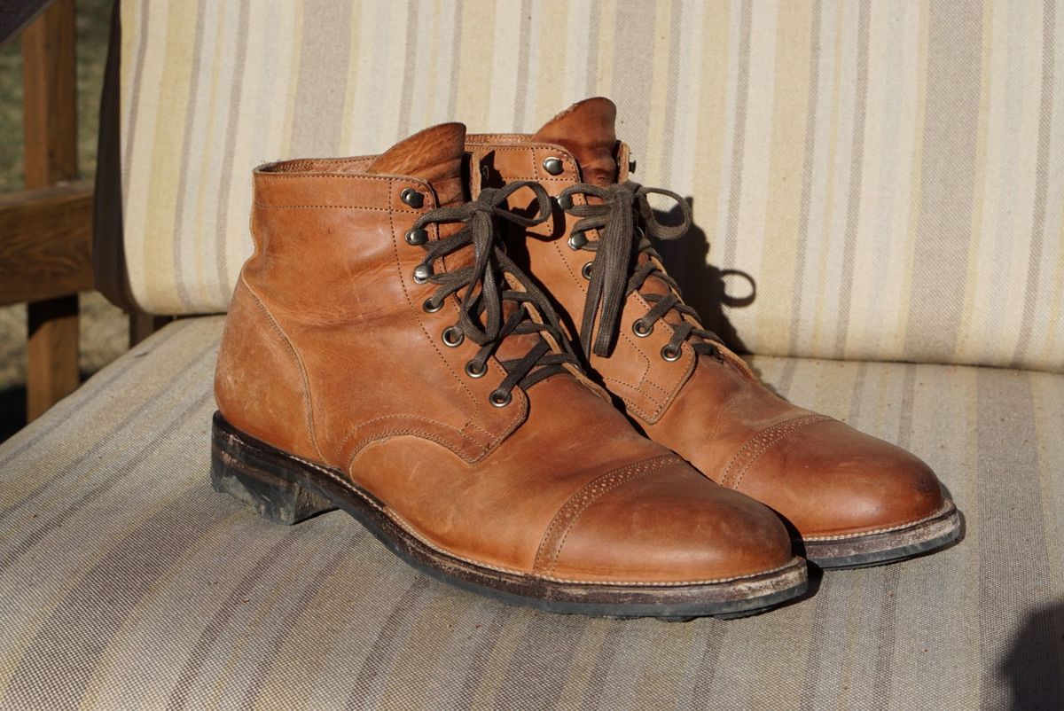 Photo by patinathunderdome on March 4, 2022 of the Viberg Service Boot in Maryam Used Cuoio Nubuck.