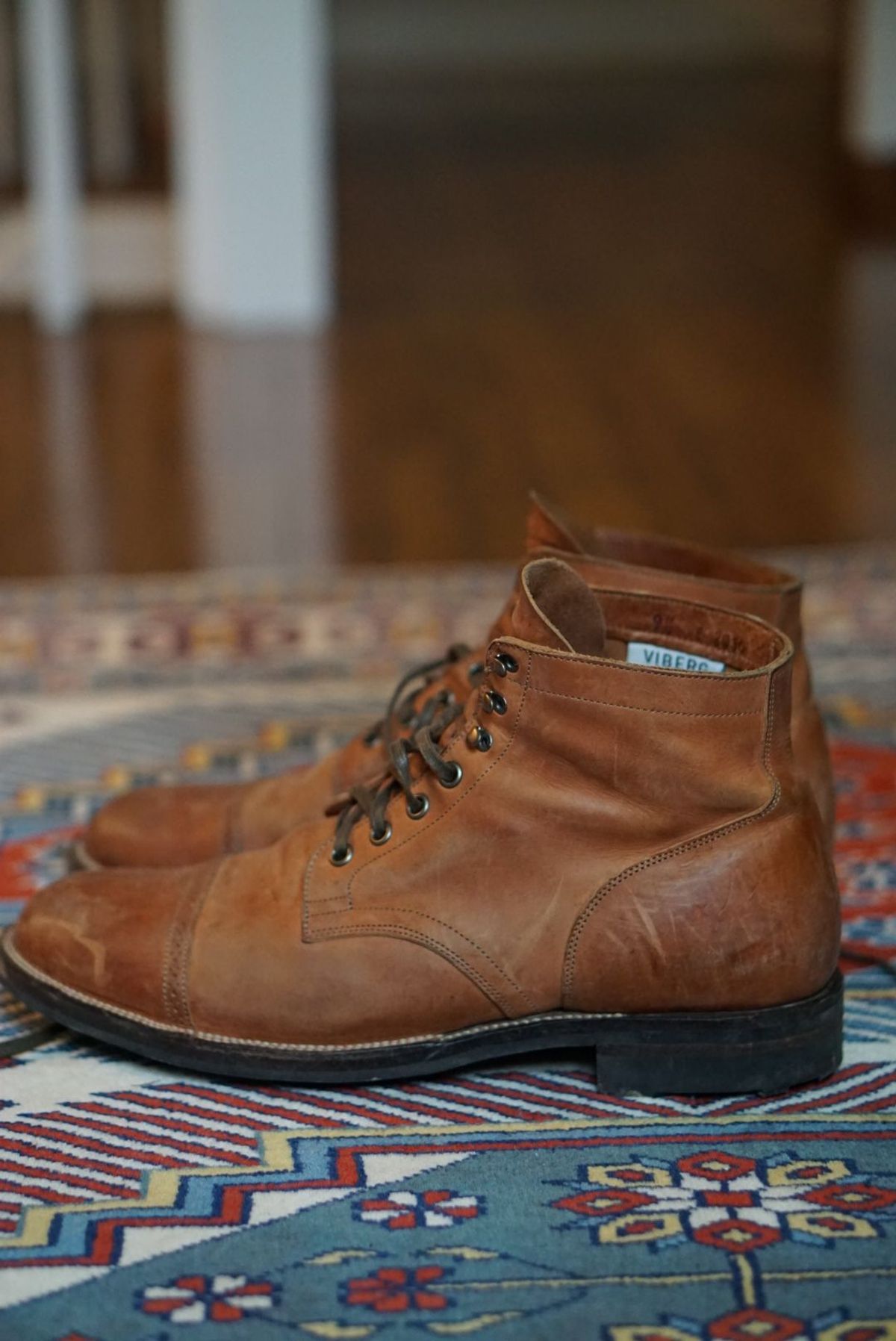 Photo by patinathunderdome on May 3, 2022 of the Viberg Service Boot in Maryam Used Cuoio Nubuck.