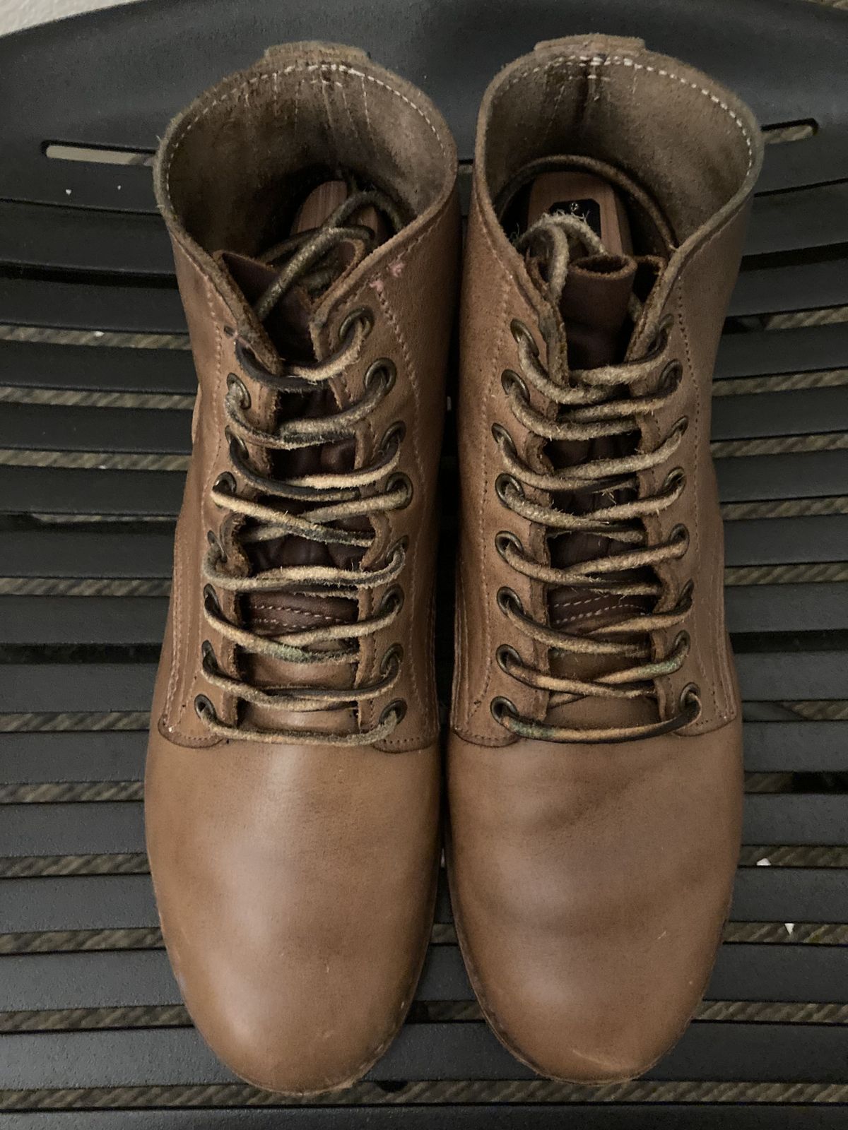 Photo by patinathunderdome on December 6, 2021 of the Oak Street Bootmakers Storm Boot in Horween Natural Chromexcel.