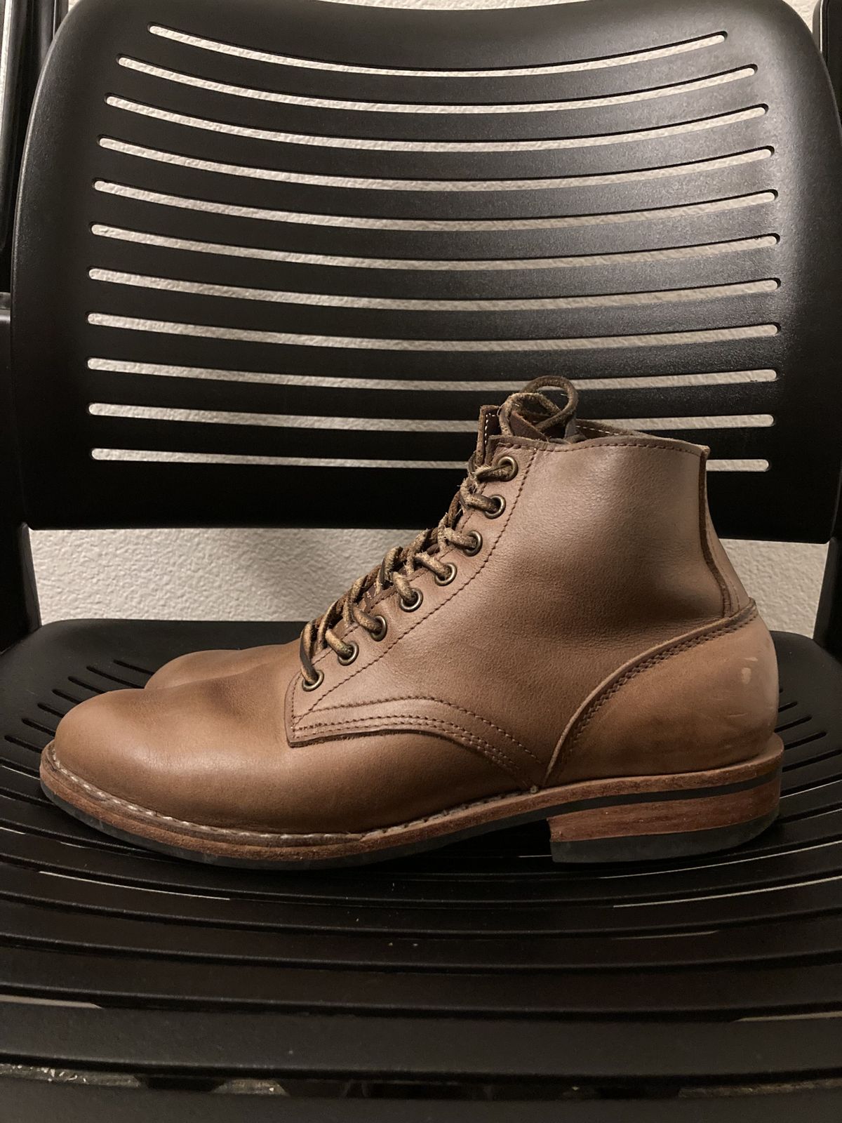 Photo by patinathunderdome on January 6, 2022 of the Oak Street Bootmakers Storm Boot in Horween Natural Chromexcel.