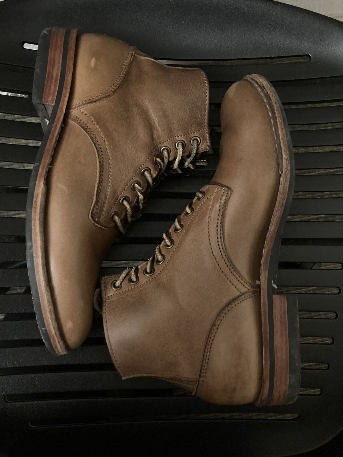 Photo by patinathunderdome on January 6, 2022 of the Oak Street Bootmakers Storm Boot in Horween Natural Chromexcel.