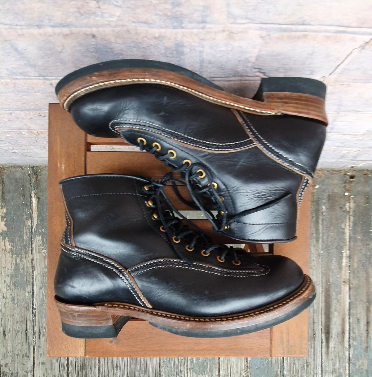 Photo by patinathunderdome on December 6, 2021 of the John Lofgren Donkey Puncher Boots in Horween Black Chromexcel.