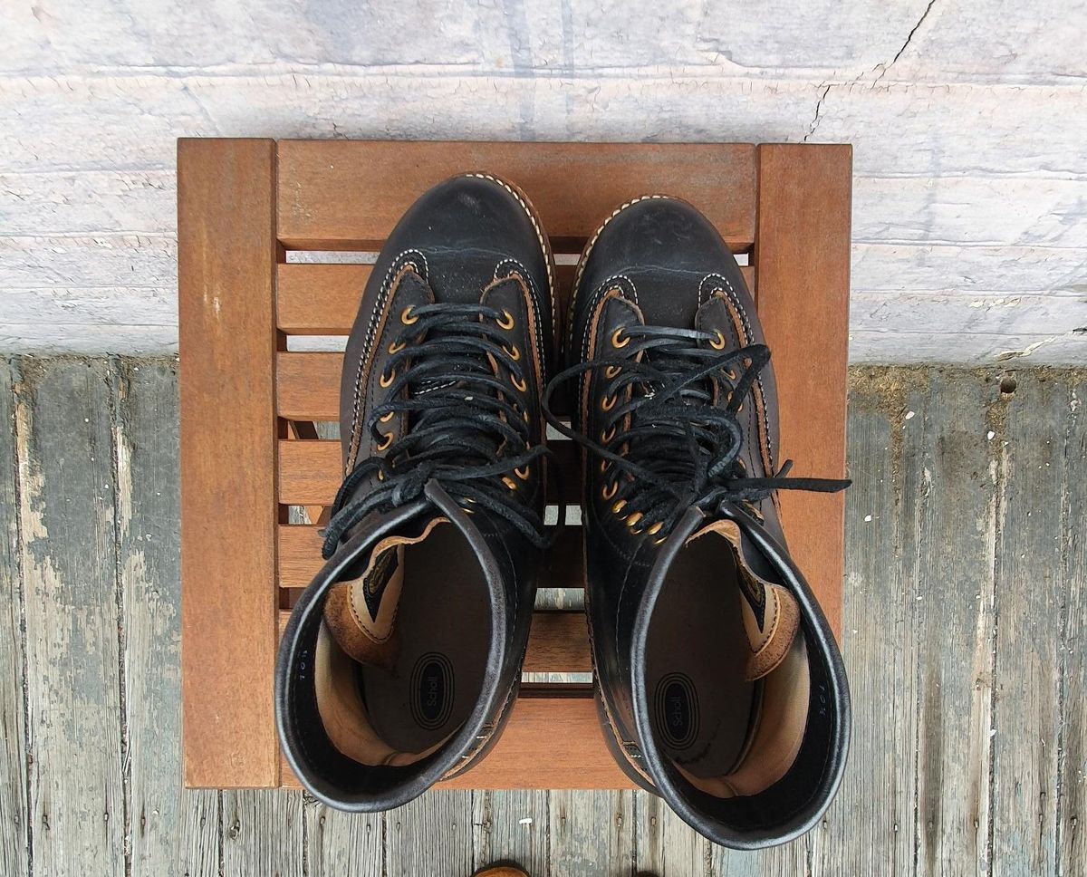 Photo by patinathunderdome on December 6, 2021 of the John Lofgren Donkey Puncher Boots in Horween Black Chromexcel.