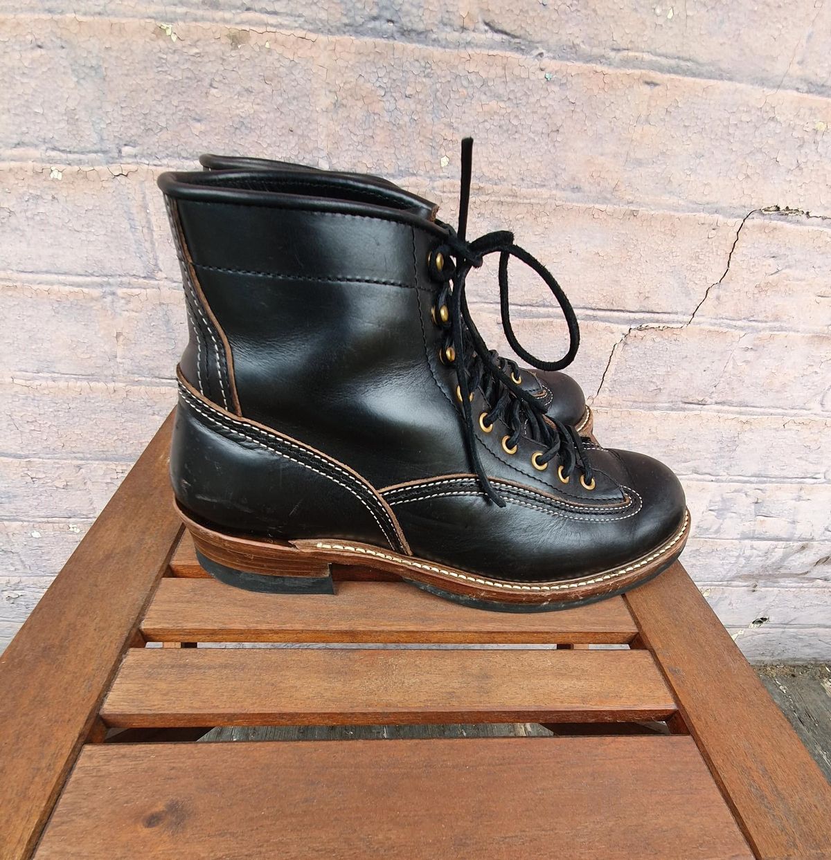 Photo by patinathunderdome on December 6, 2021 of the John Lofgren Donkey Puncher Boots in Horween Black Chromexcel.