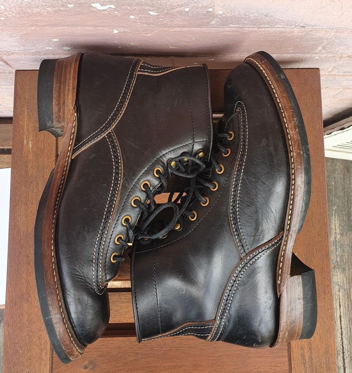 Photo by patinathunderdome on January 6, 2022 of the John Lofgren Donkey Puncher Boots in Horween Black Chromexcel.